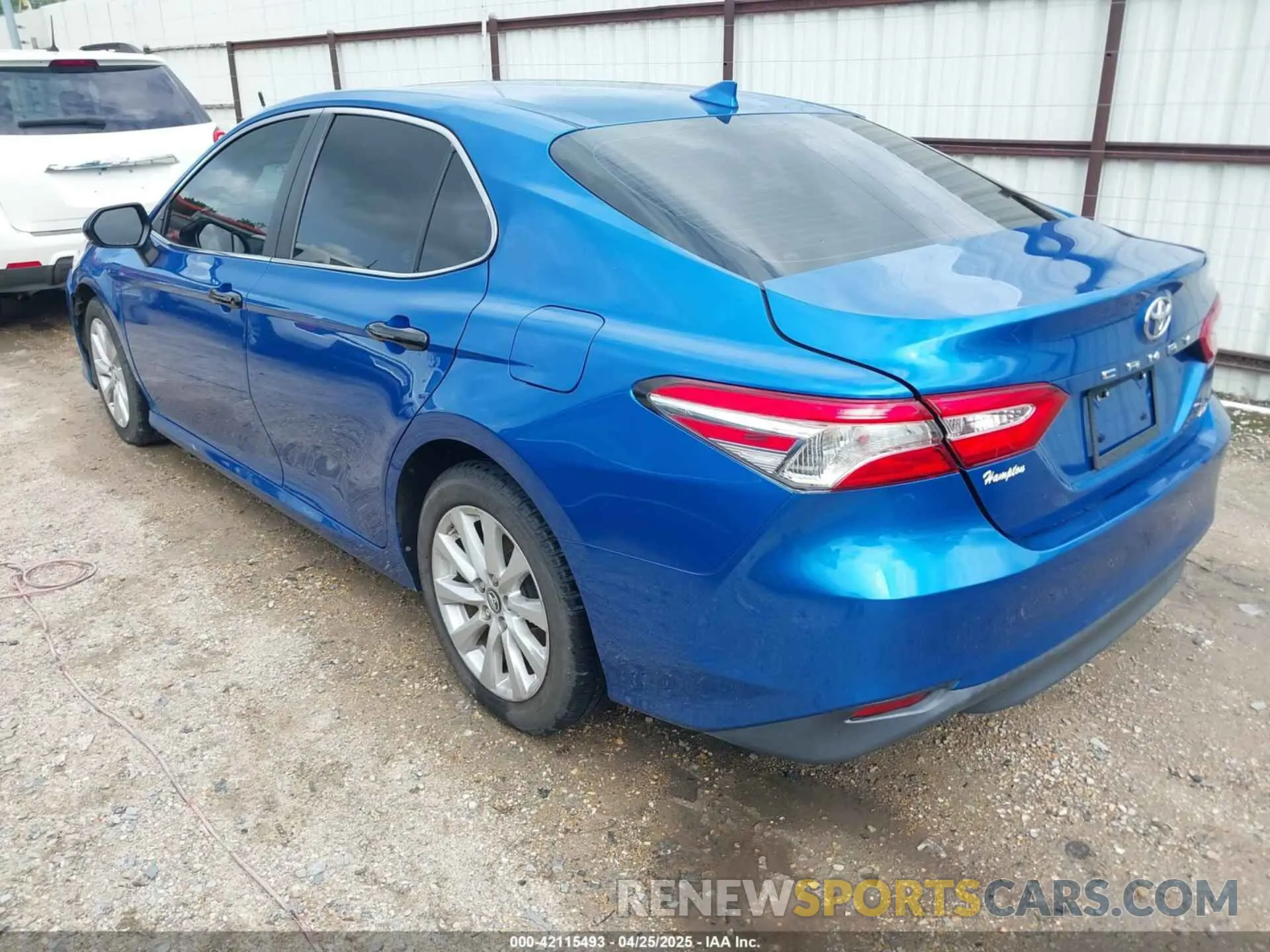 3 Photograph of a damaged car 4T1B11HK7KU259920 TOYOTA CAMRY 2019