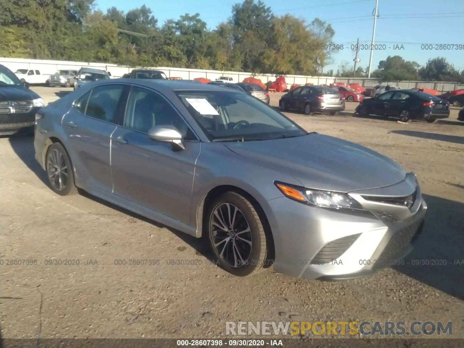 1 Photograph of a damaged car 4T1B11HK7KU260601 TOYOTA CAMRY 2019