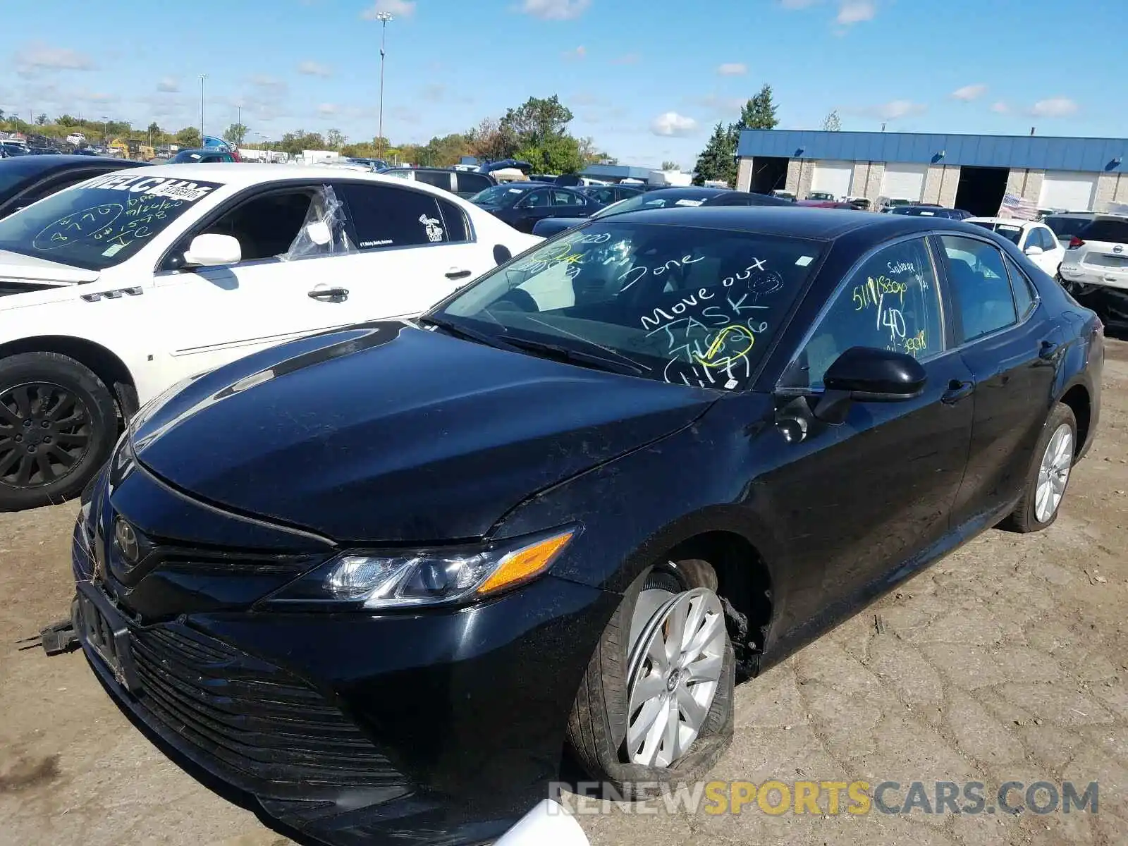 2 Photograph of a damaged car 4T1B11HK7KU261117 TOYOTA CAMRY 2019