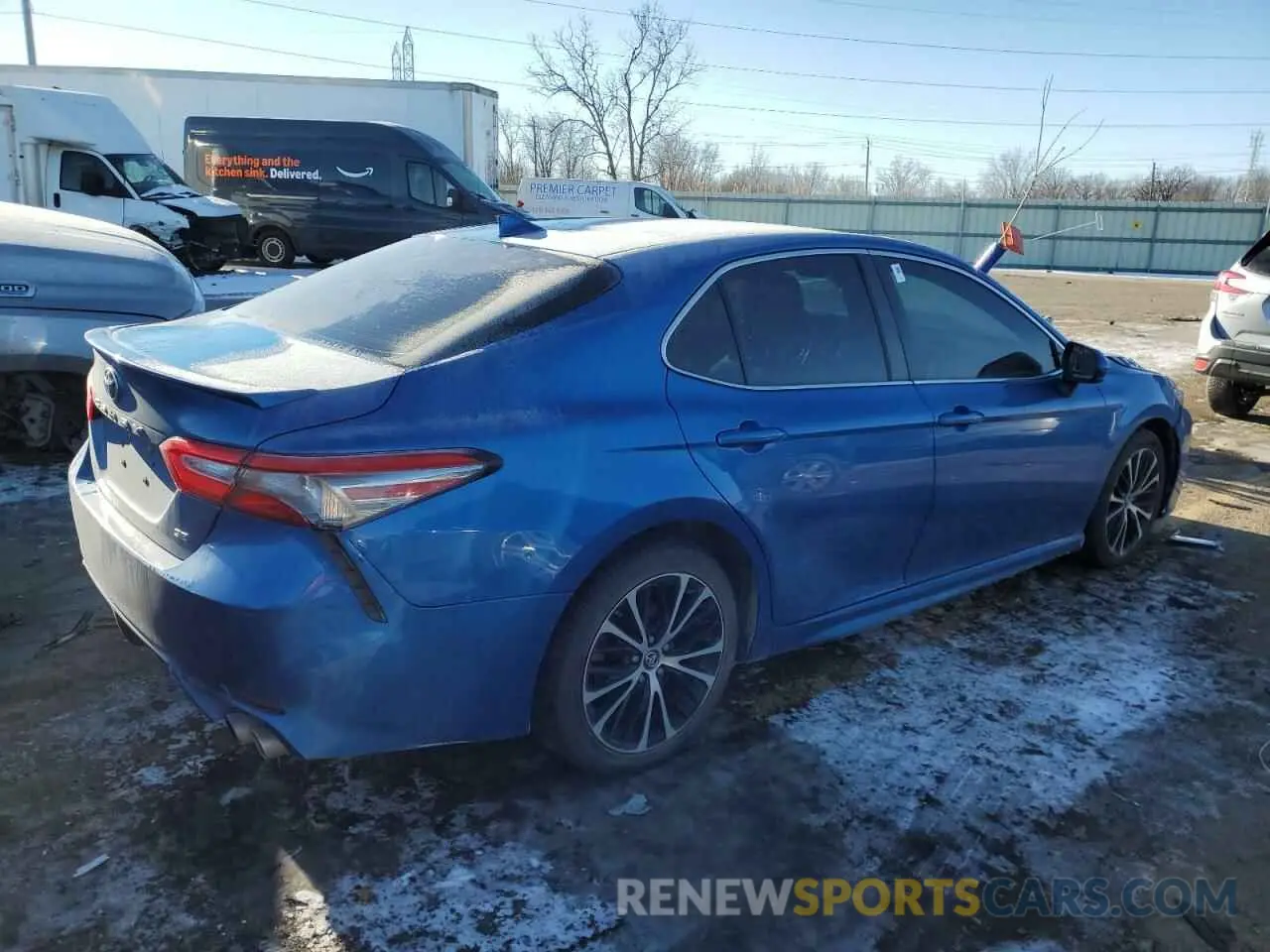 3 Photograph of a damaged car 4T1B11HK7KU262588 TOYOTA CAMRY 2019