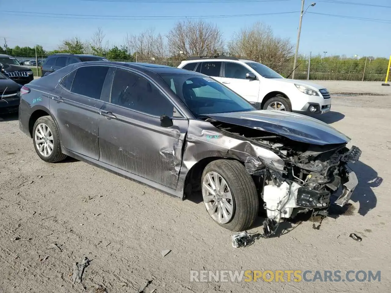 4 Photograph of a damaged car 4T1B11HK7KU264860 TOYOTA CAMRY 2019