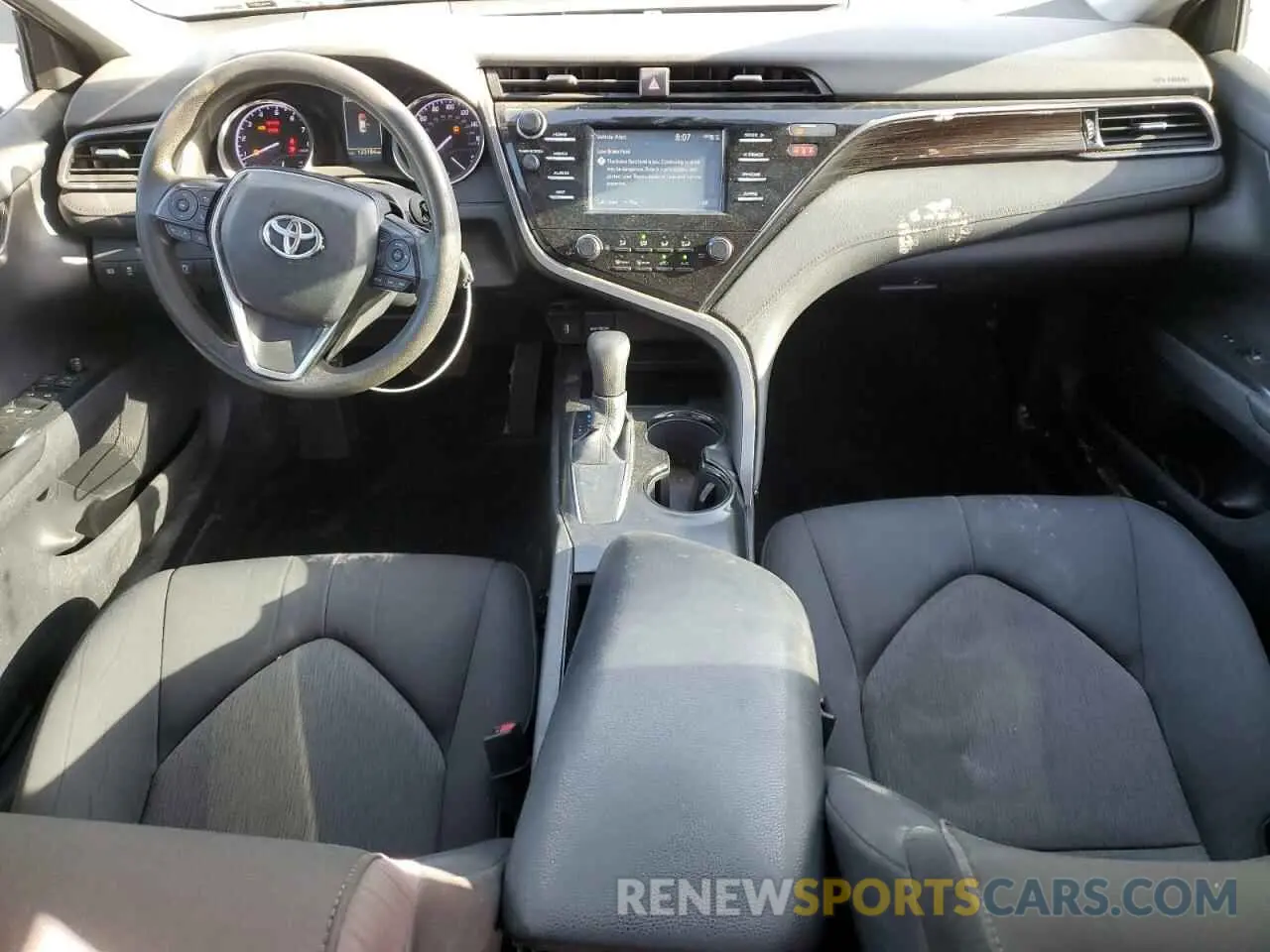 8 Photograph of a damaged car 4T1B11HK7KU264860 TOYOTA CAMRY 2019