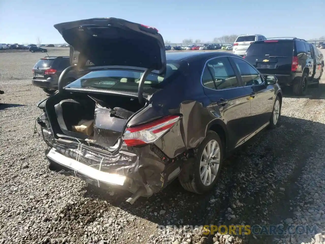 4 Photograph of a damaged car 4T1B11HK7KU267032 TOYOTA CAMRY 2019