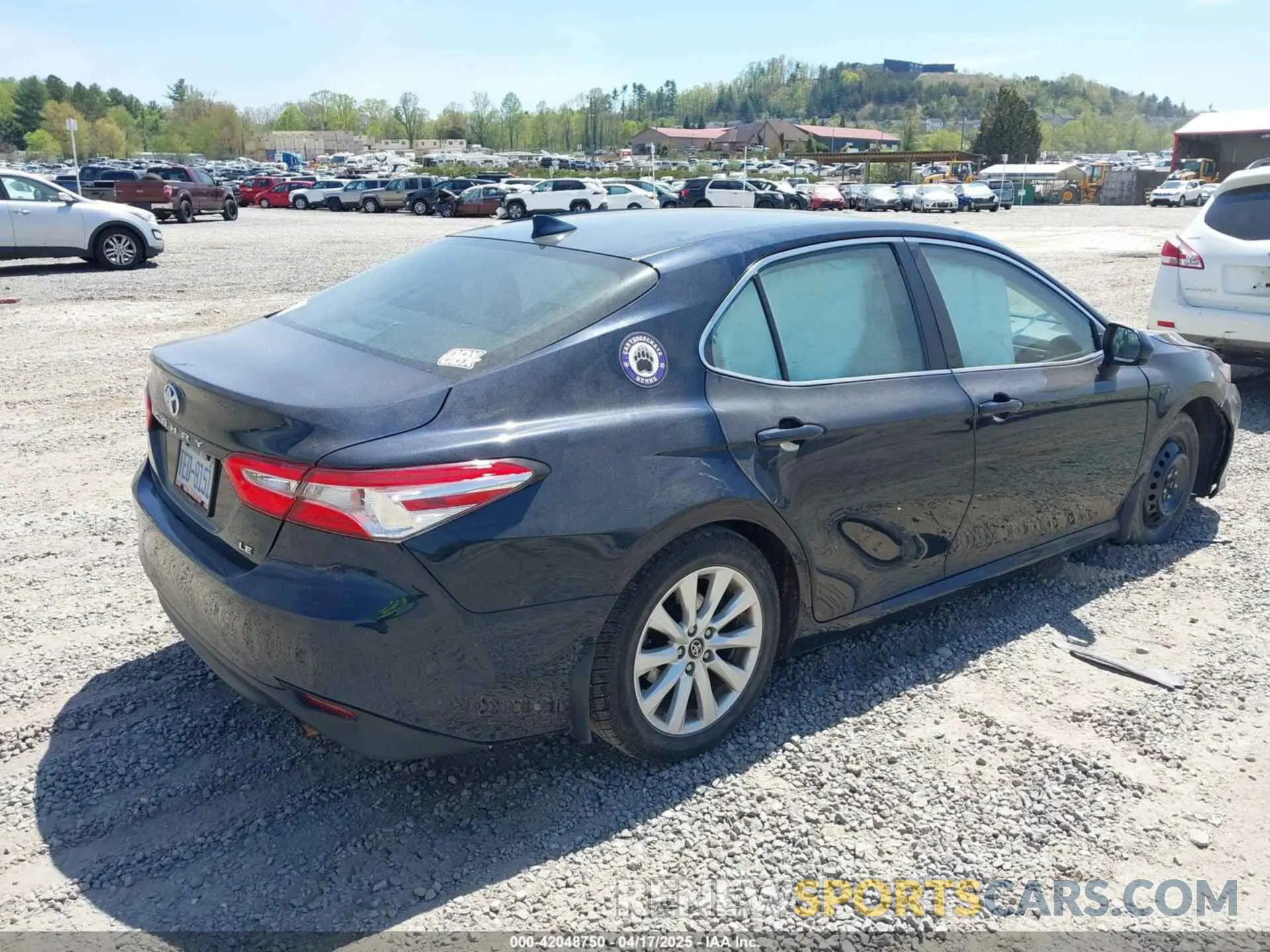 4 Photograph of a damaged car 4T1B11HK7KU269928 TOYOTA CAMRY 2019