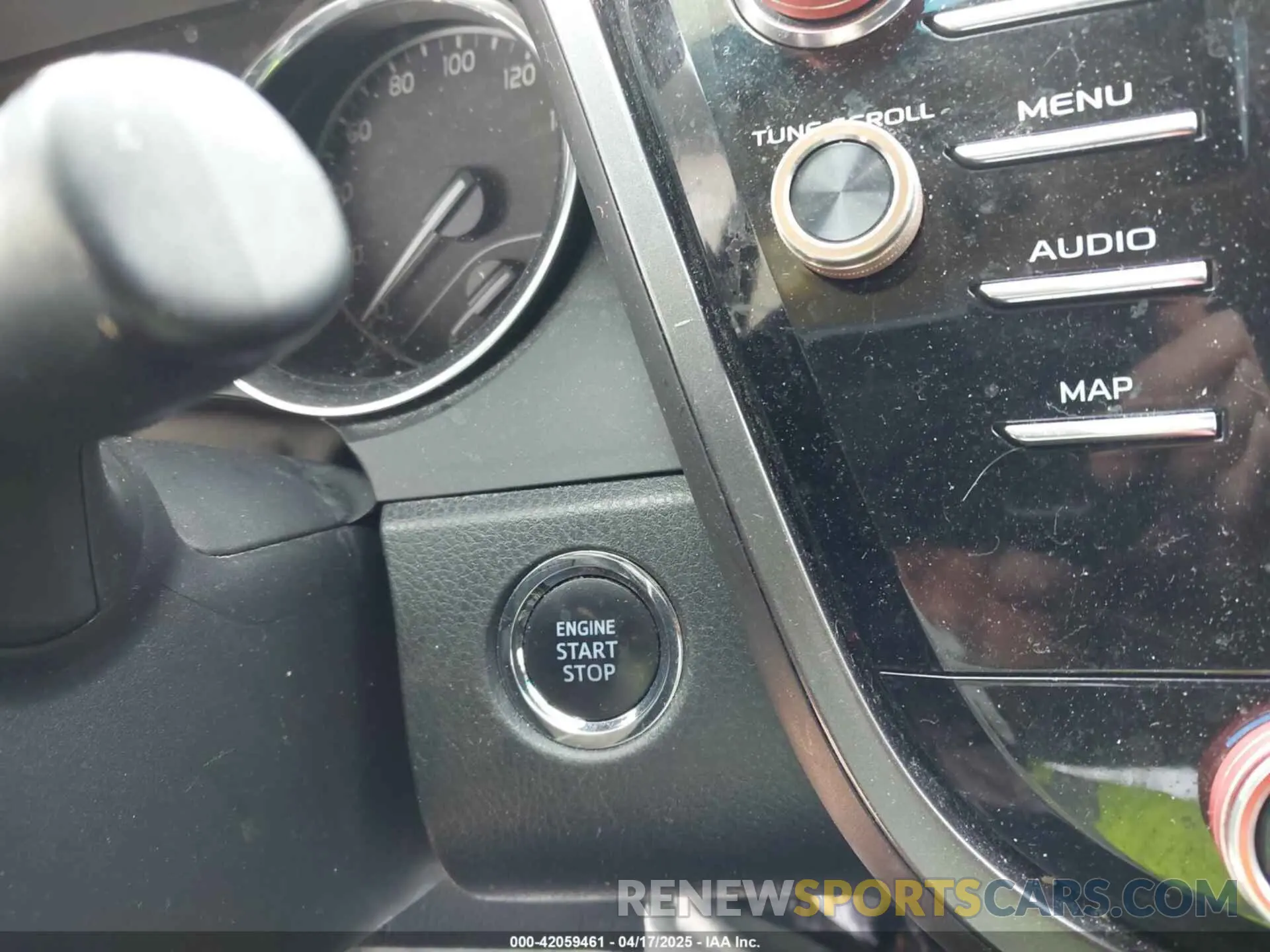 11 Photograph of a damaged car 4T1B11HK7KU273056 TOYOTA CAMRY 2019