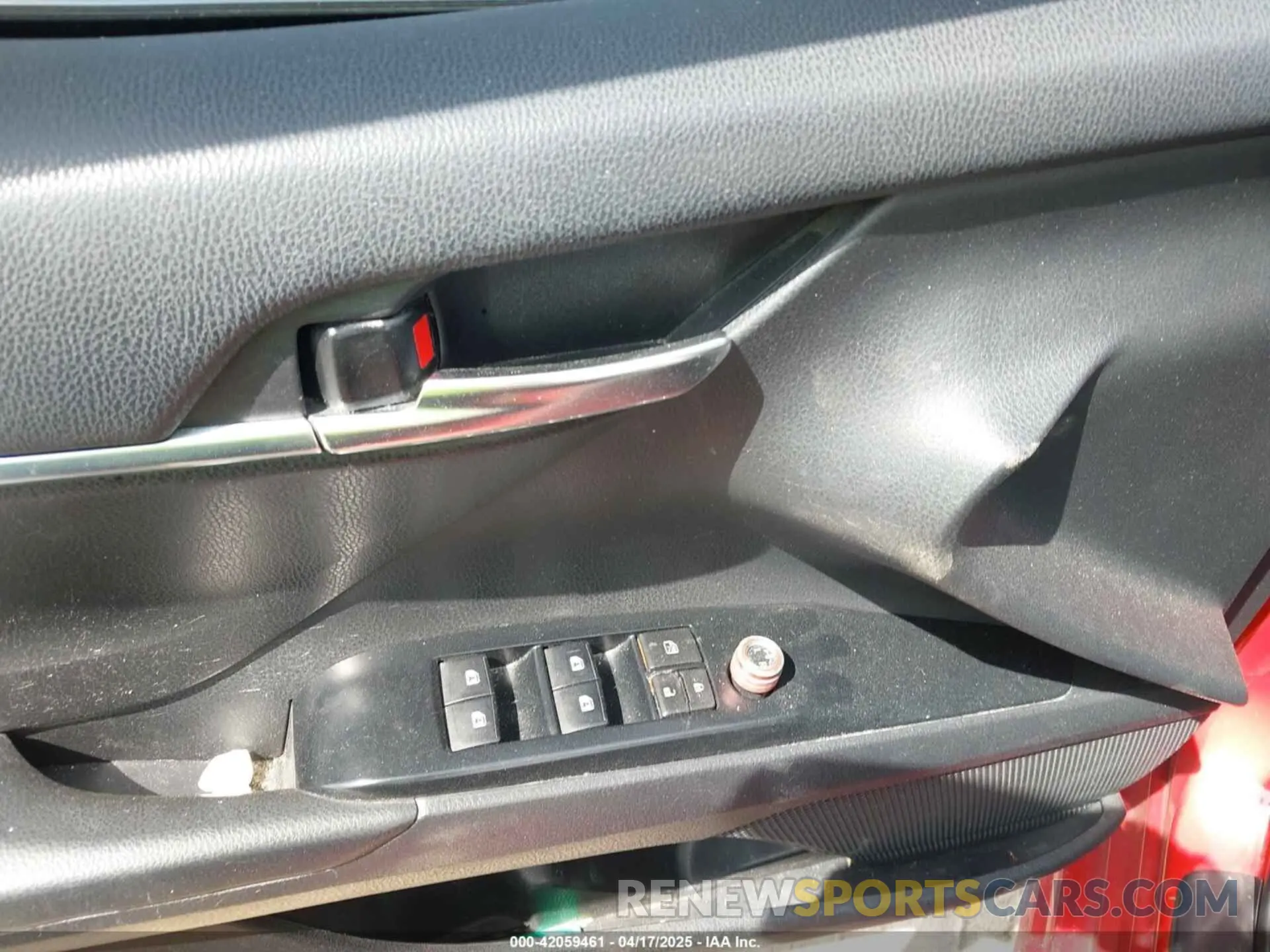 9 Photograph of a damaged car 4T1B11HK7KU273056 TOYOTA CAMRY 2019