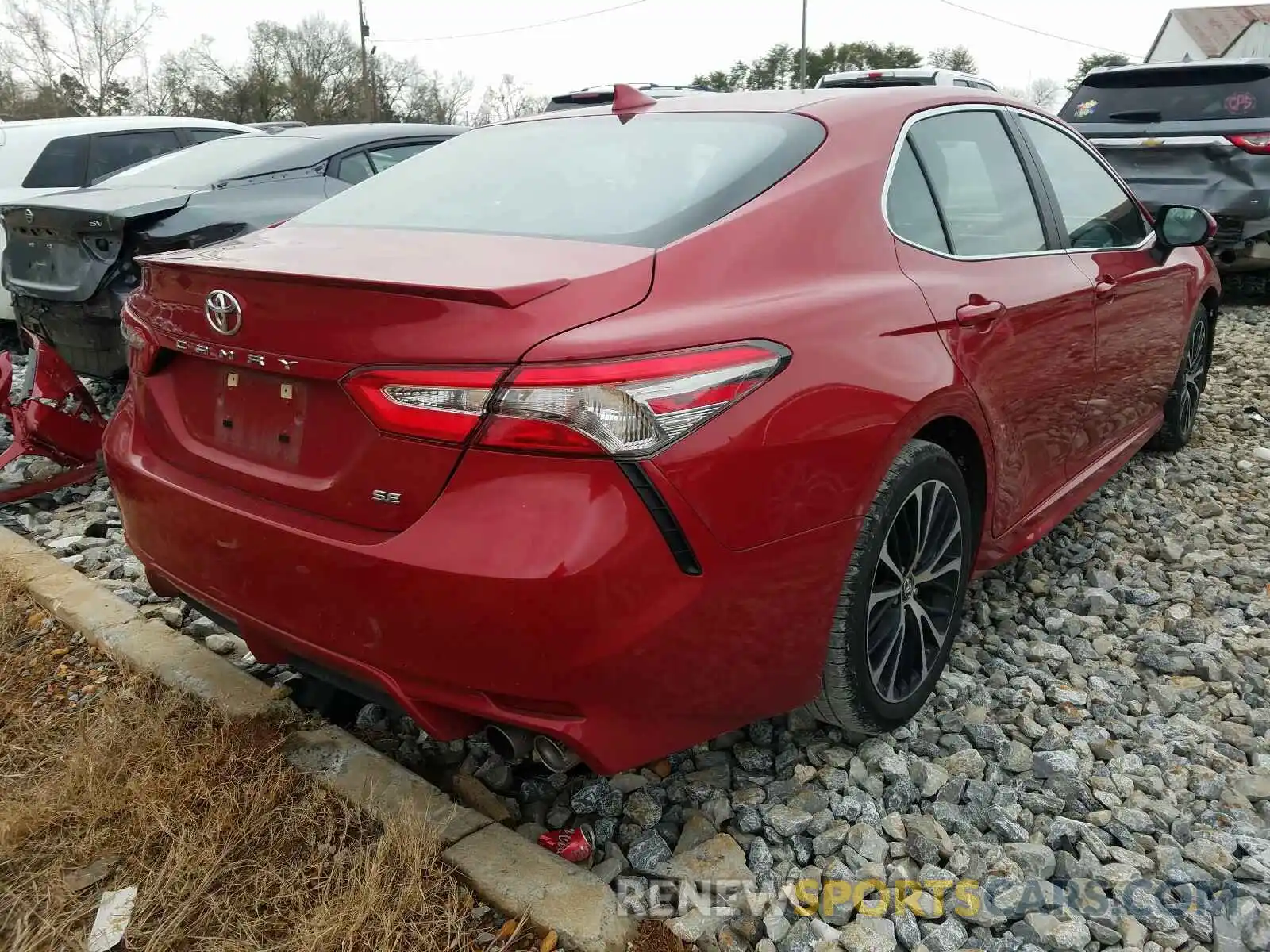 4 Photograph of a damaged car 4T1B11HK7KU275406 TOYOTA CAMRY 2019