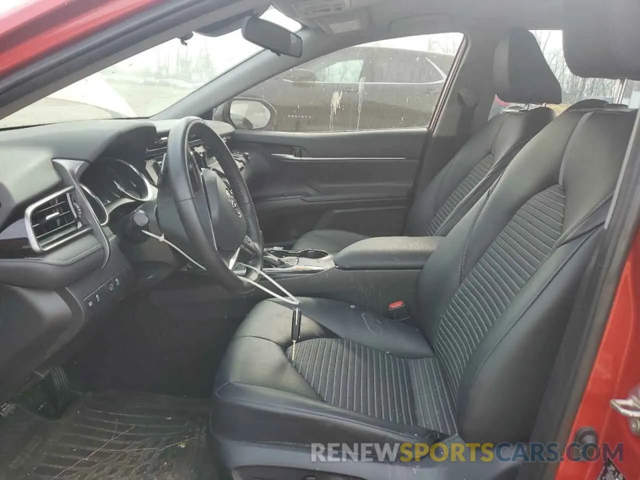 7 Photograph of a damaged car 4T1B11HK7KU283151 TOYOTA CAMRY 2019