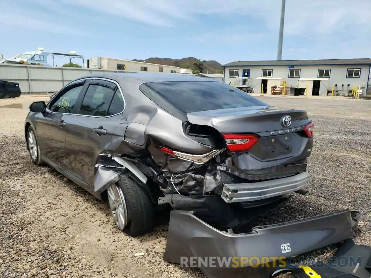 3 Photograph of a damaged car 4T1B11HK7KU283750 TOYOTA CAMRY 2019