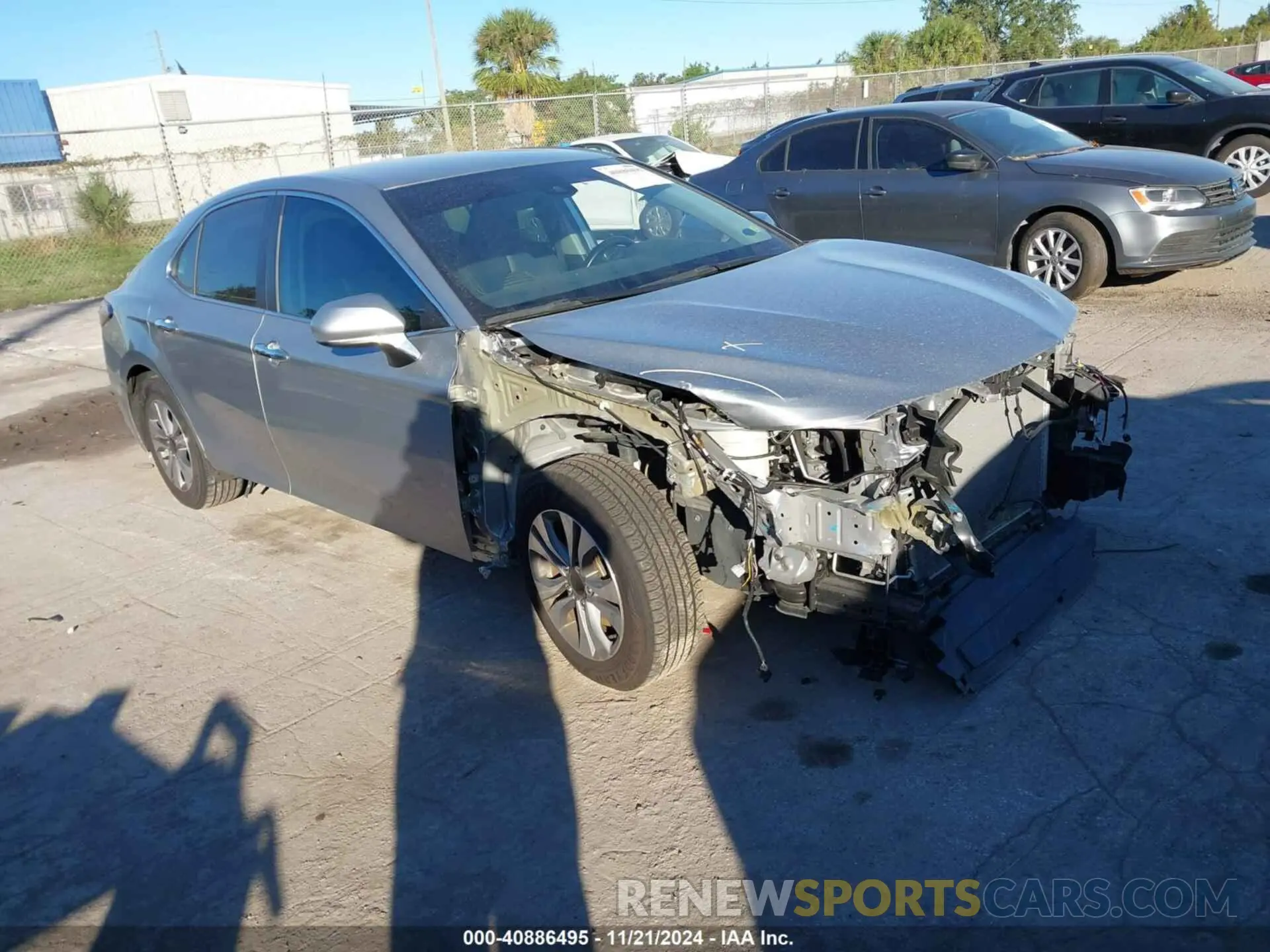 1 Photograph of a damaged car 4T1B11HK7KU292951 TOYOTA CAMRY 2019