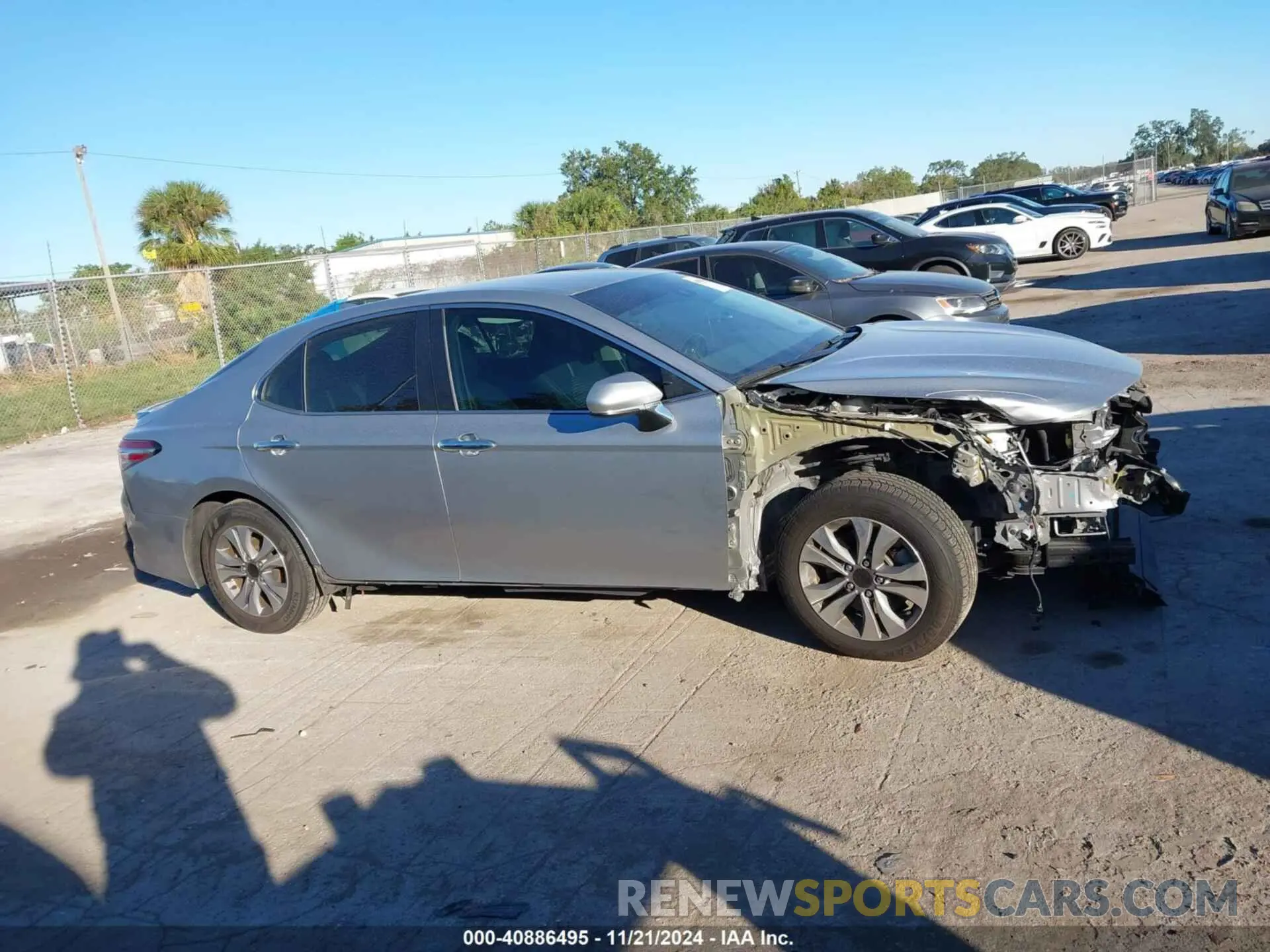 13 Photograph of a damaged car 4T1B11HK7KU292951 TOYOTA CAMRY 2019