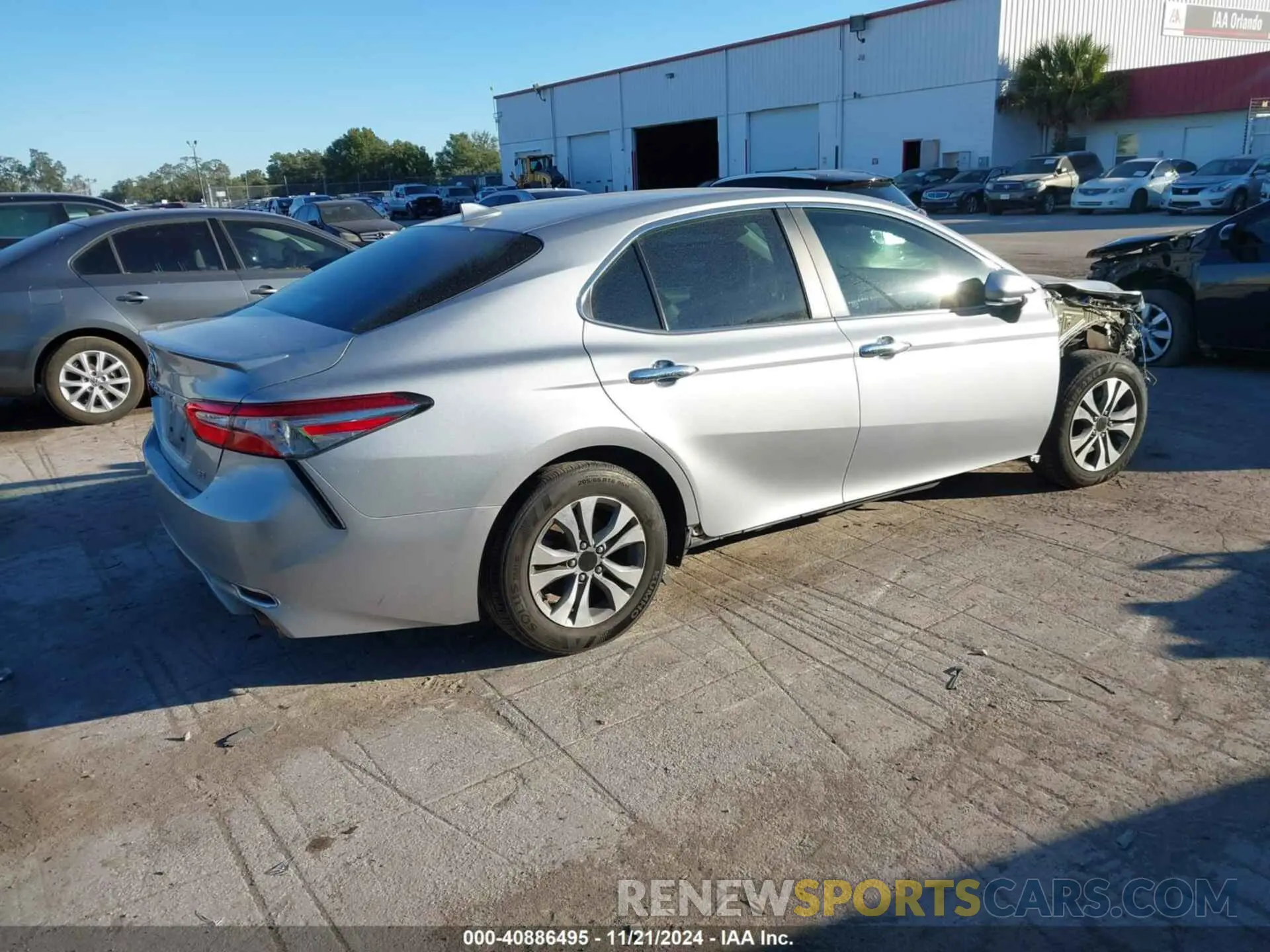 4 Photograph of a damaged car 4T1B11HK7KU292951 TOYOTA CAMRY 2019