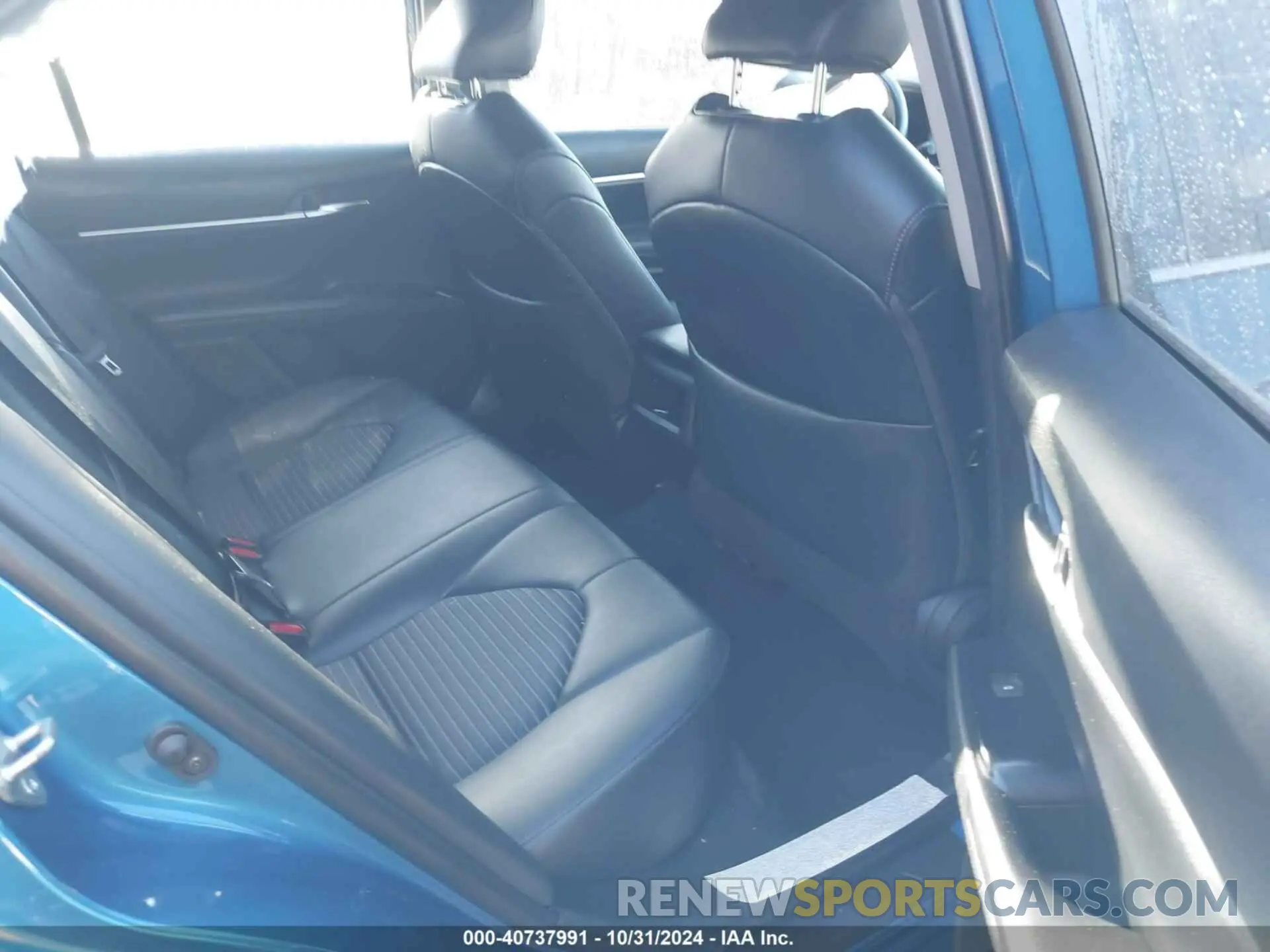 8 Photograph of a damaged car 4T1B11HK7KU299902 TOYOTA CAMRY 2019