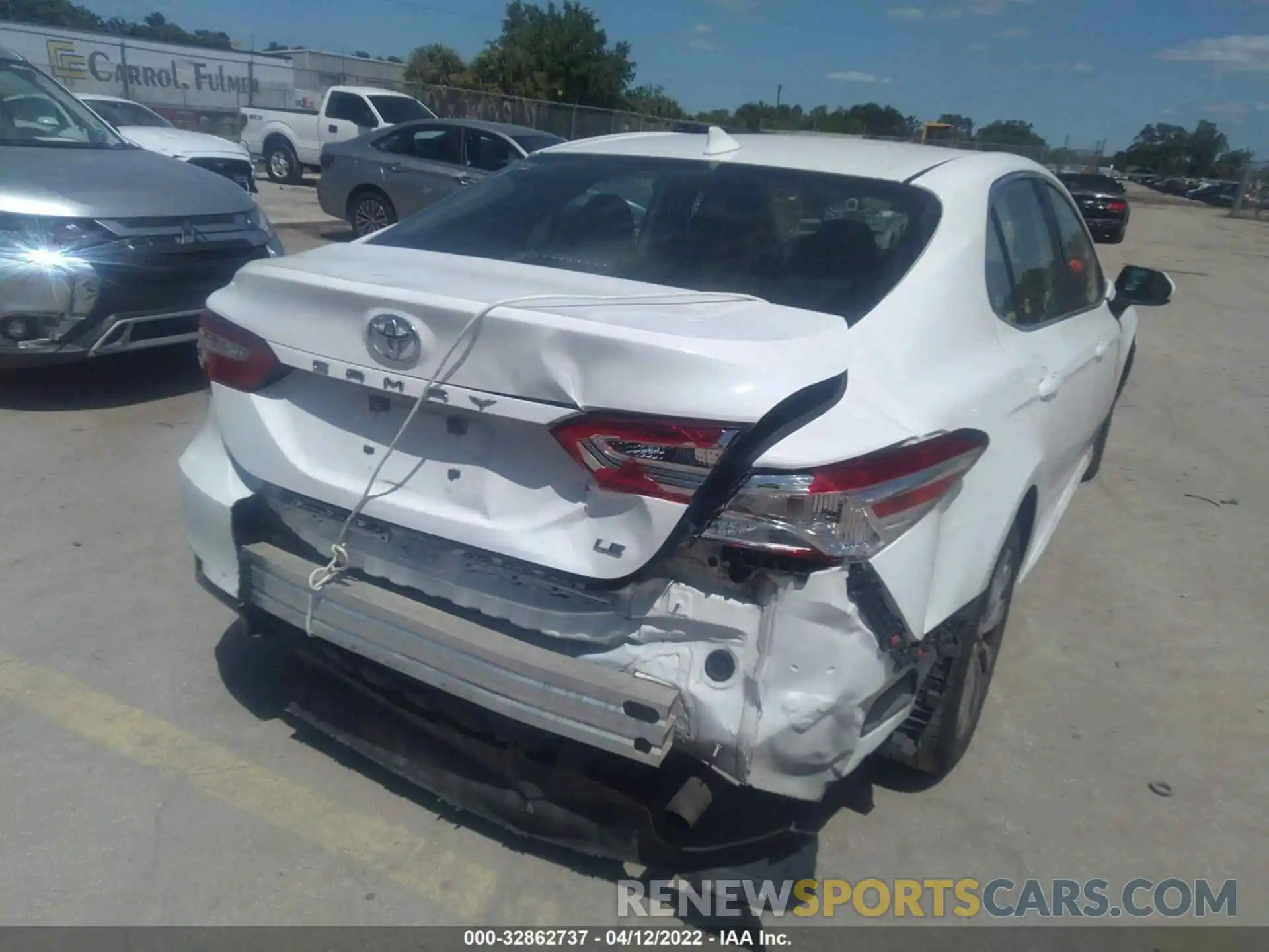 6 Photograph of a damaged car 4T1B11HK7KU680911 TOYOTA CAMRY 2019