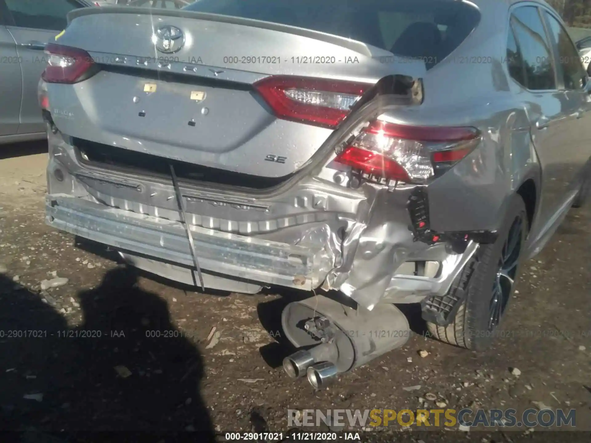 6 Photograph of a damaged car 4T1B11HK7KU683176 TOYOTA CAMRY 2019