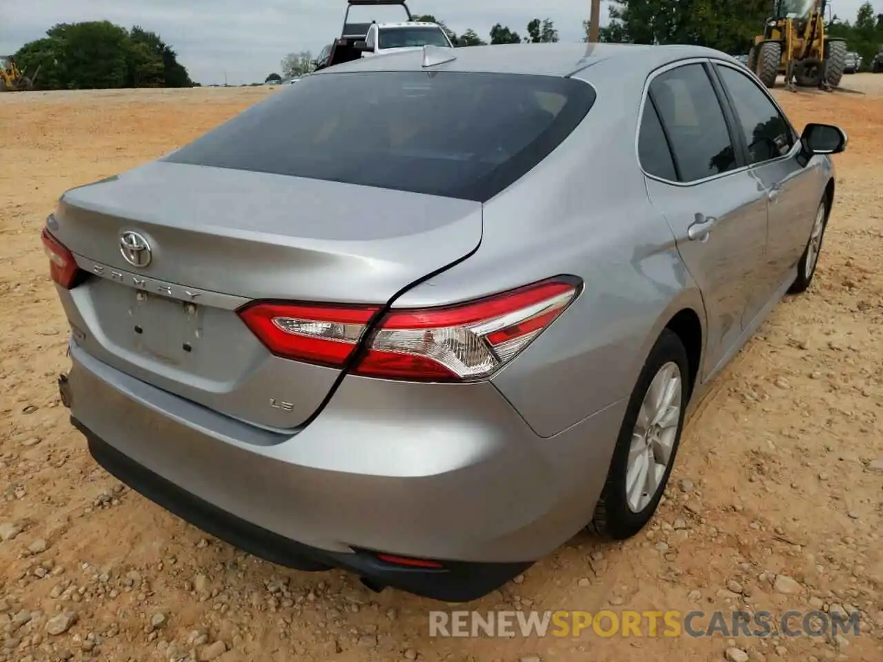 4 Photograph of a damaged car 4T1B11HK7KU685283 TOYOTA CAMRY 2019