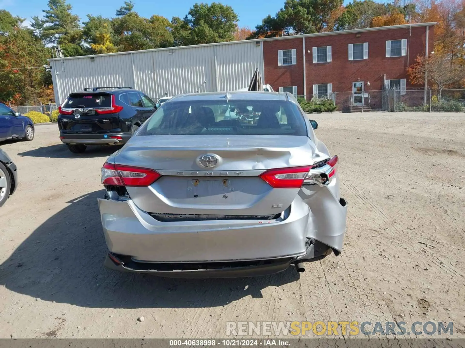 16 Photograph of a damaged car 4T1B11HK7KU685414 TOYOTA CAMRY 2019