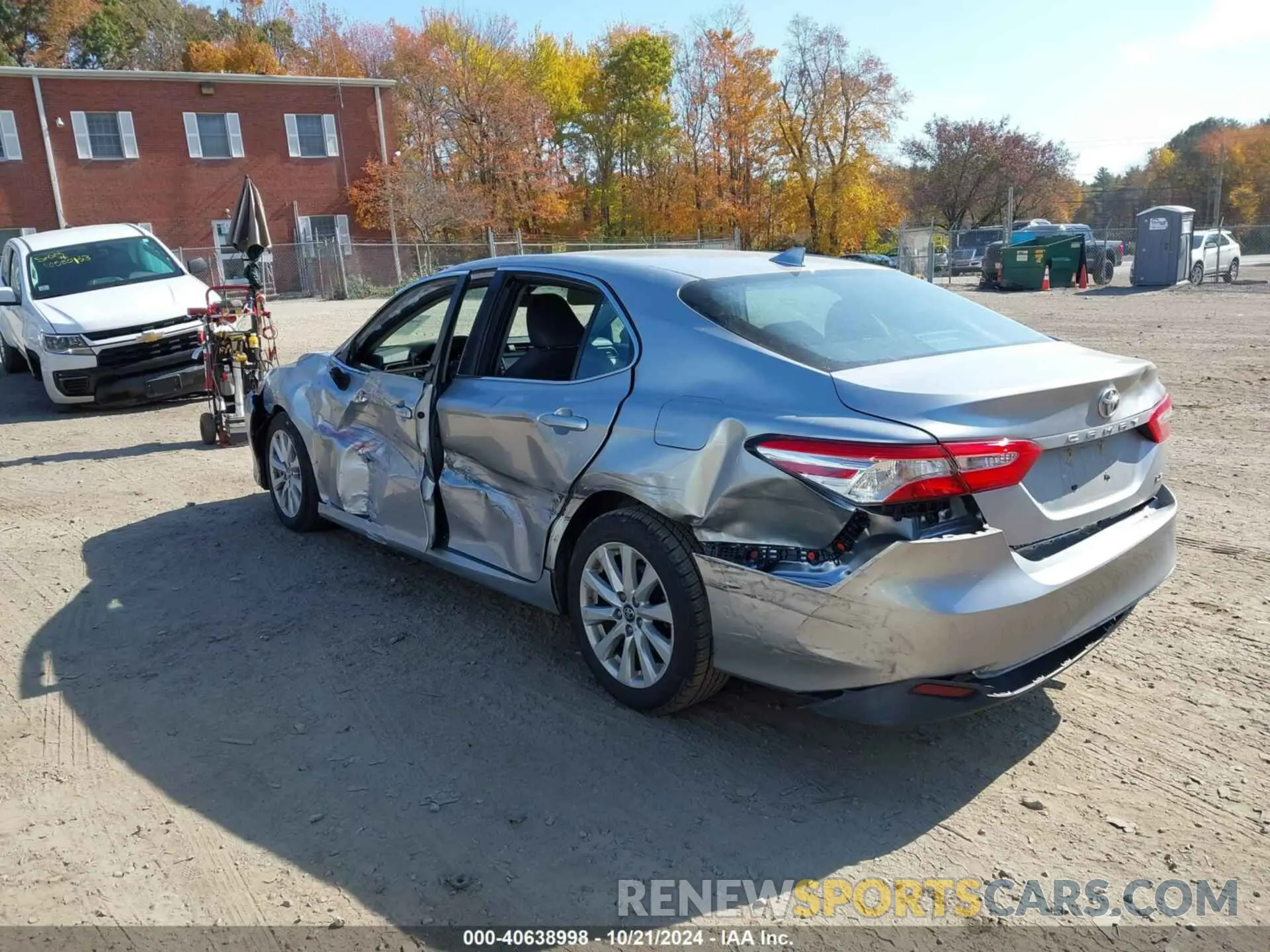 3 Photograph of a damaged car 4T1B11HK7KU685414 TOYOTA CAMRY 2019
