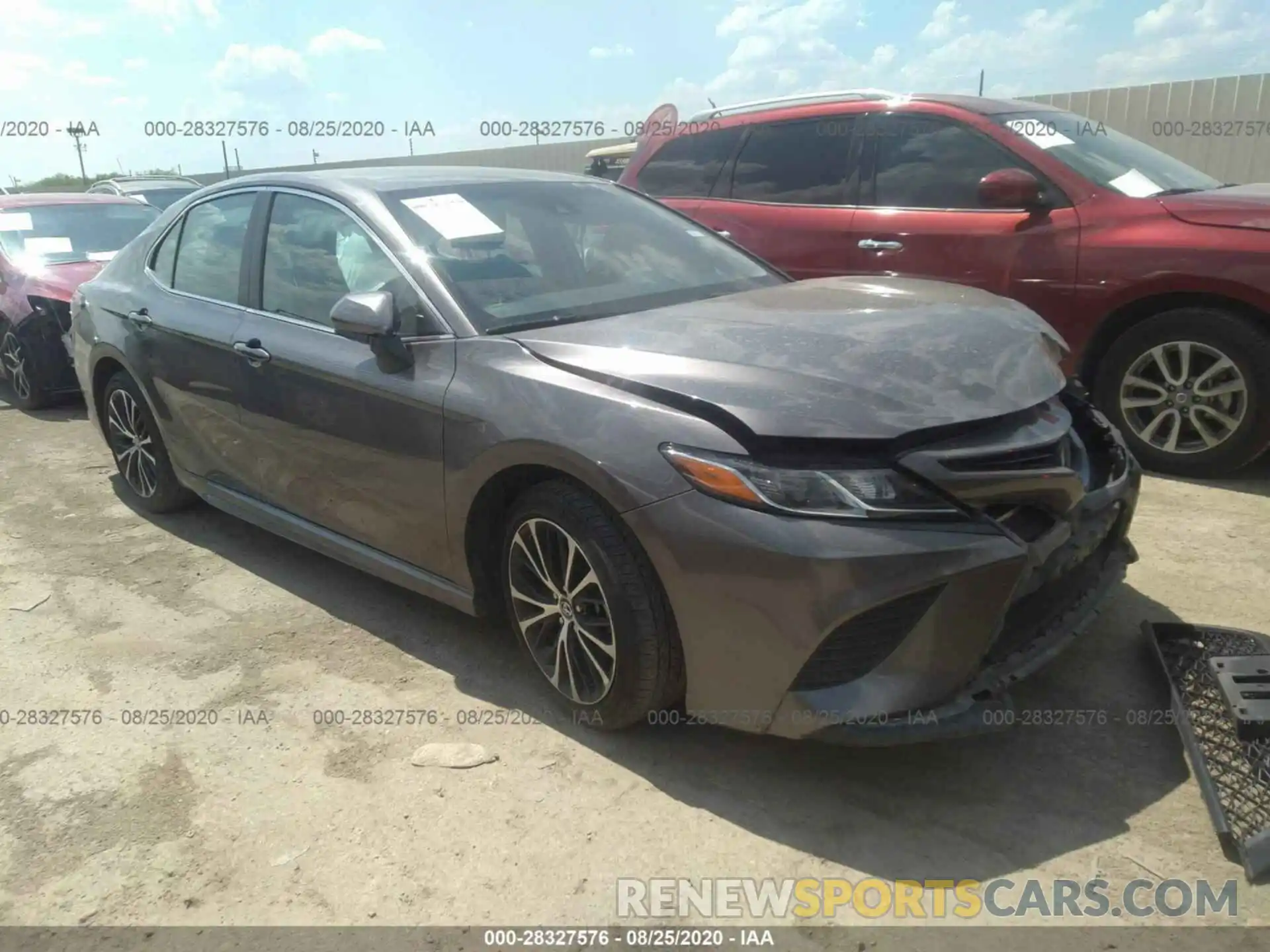 1 Photograph of a damaged car 4T1B11HK7KU687650 TOYOTA CAMRY 2019