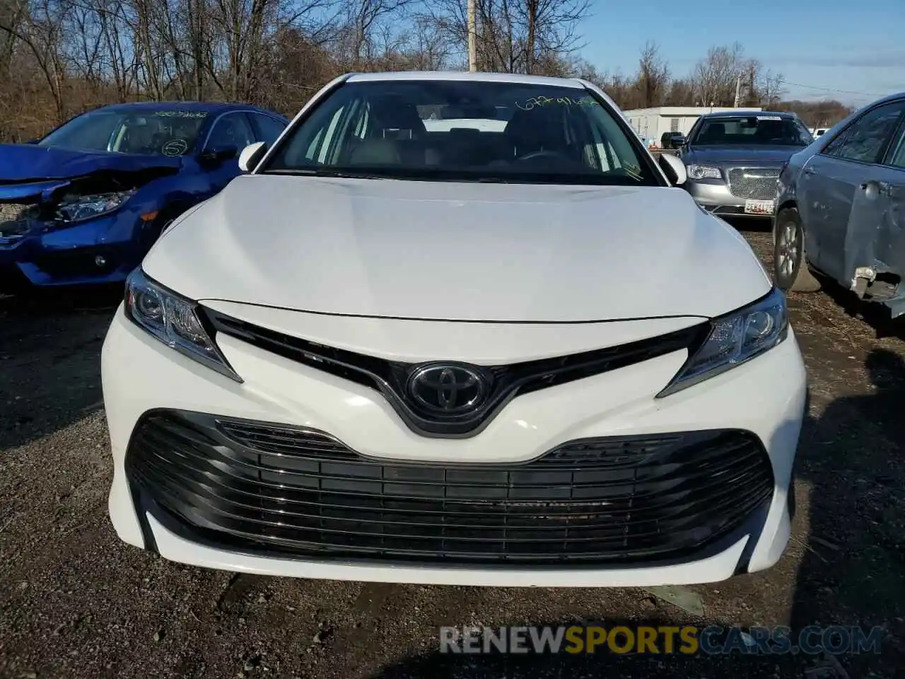 5 Photograph of a damaged car 4T1B11HK7KU688135 TOYOTA CAMRY 2019