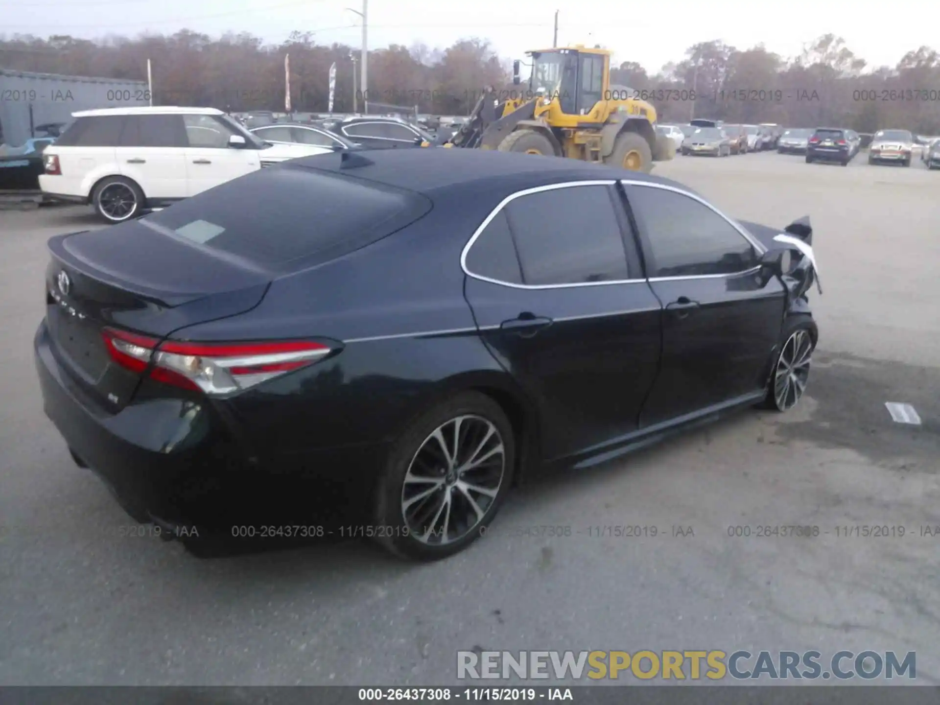 4 Photograph of a damaged car 4T1B11HK7KU688362 TOYOTA CAMRY 2019