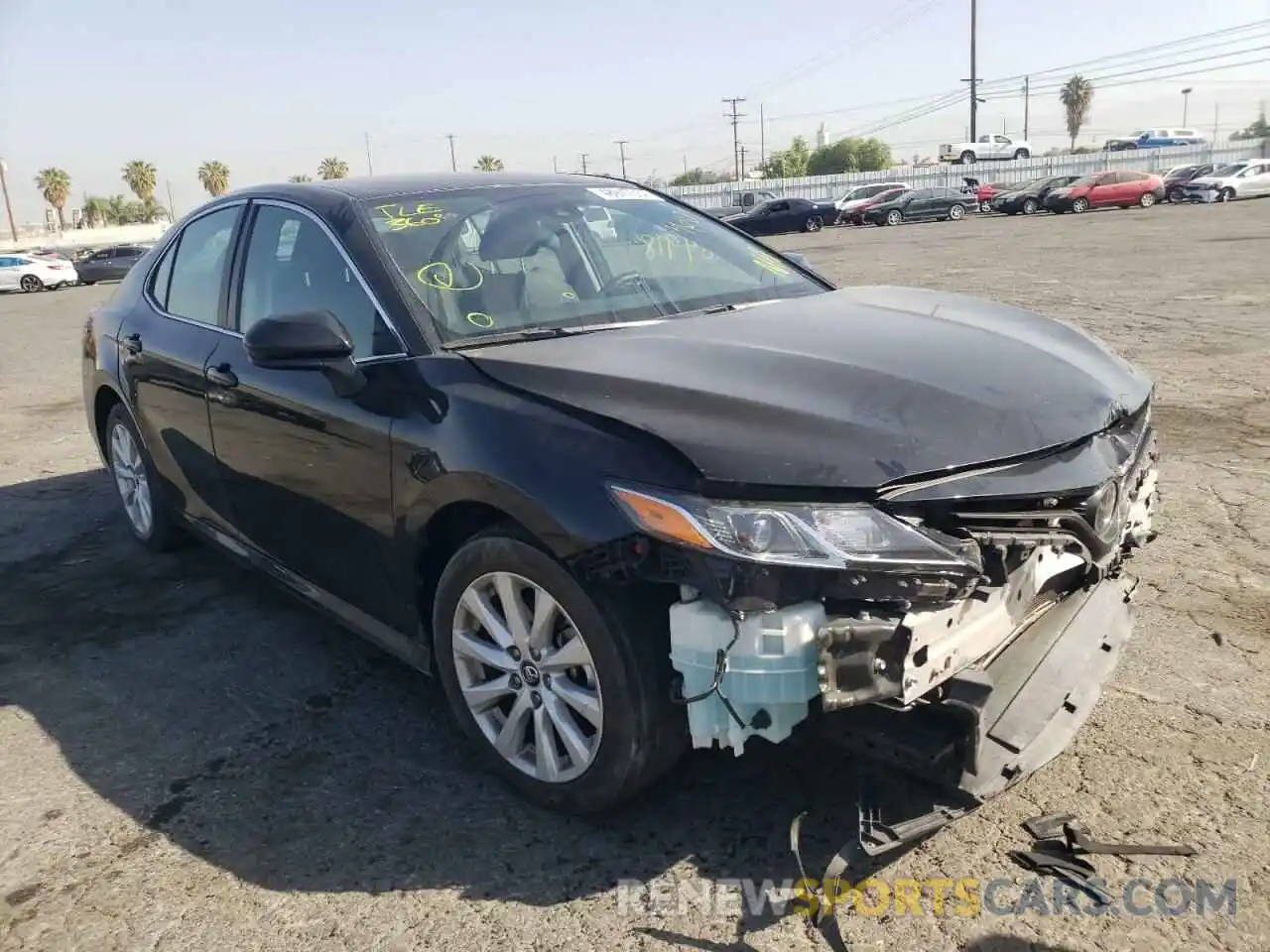 1 Photograph of a damaged car 4T1B11HK7KU690306 TOYOTA CAMRY 2019