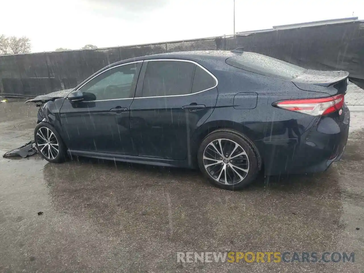 2 Photograph of a damaged car 4T1B11HK7KU692833 TOYOTA CAMRY 2019