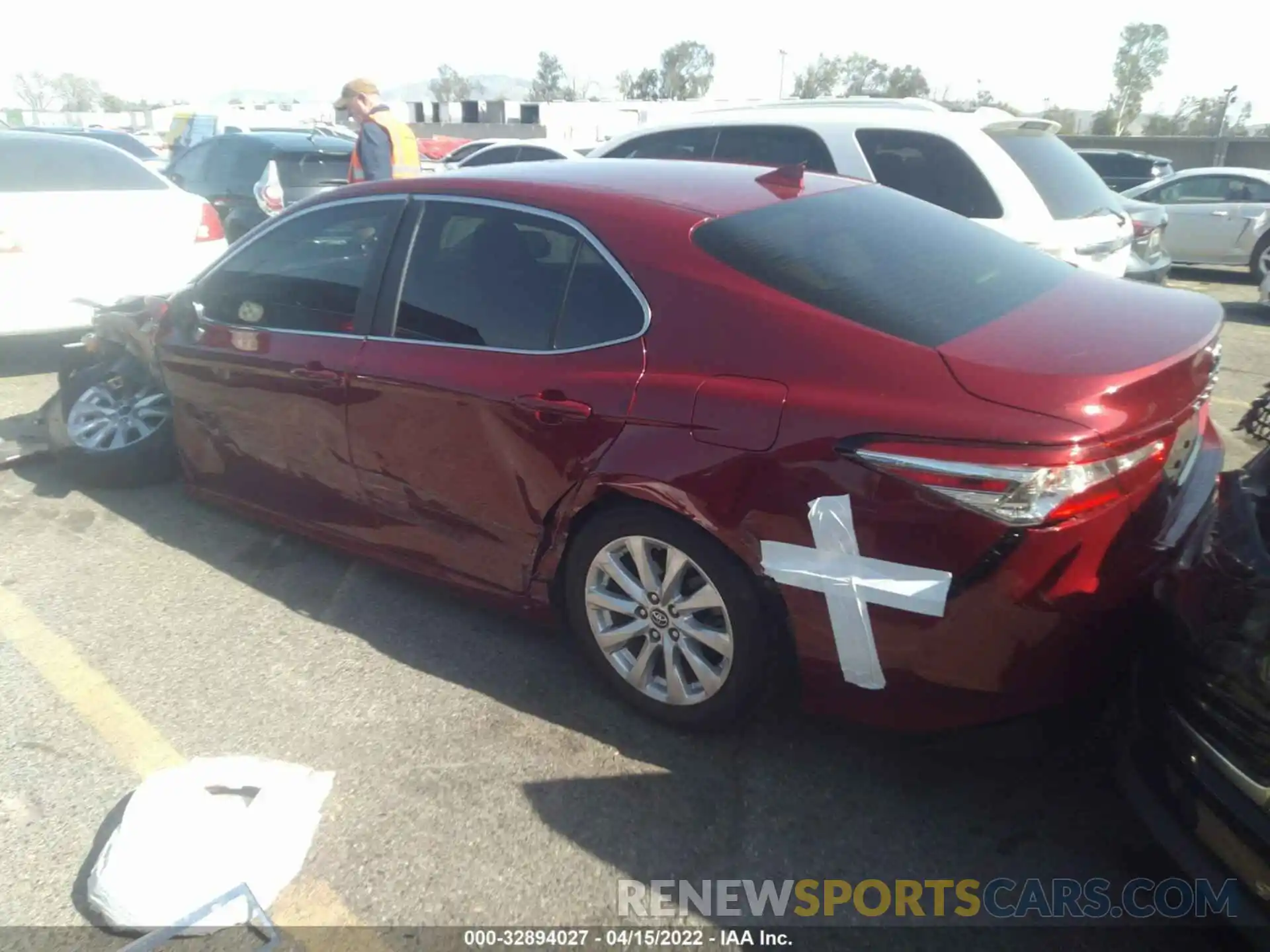 3 Photograph of a damaged car 4T1B11HK7KU694131 TOYOTA CAMRY 2019