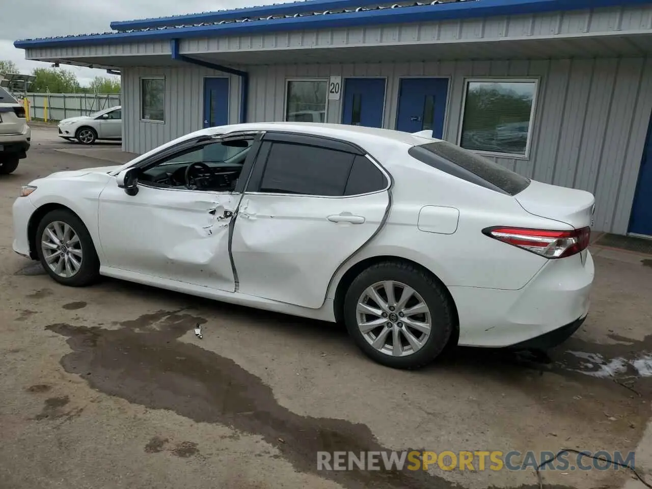 2 Photograph of a damaged car 4T1B11HK7KU698017 TOYOTA CAMRY 2019