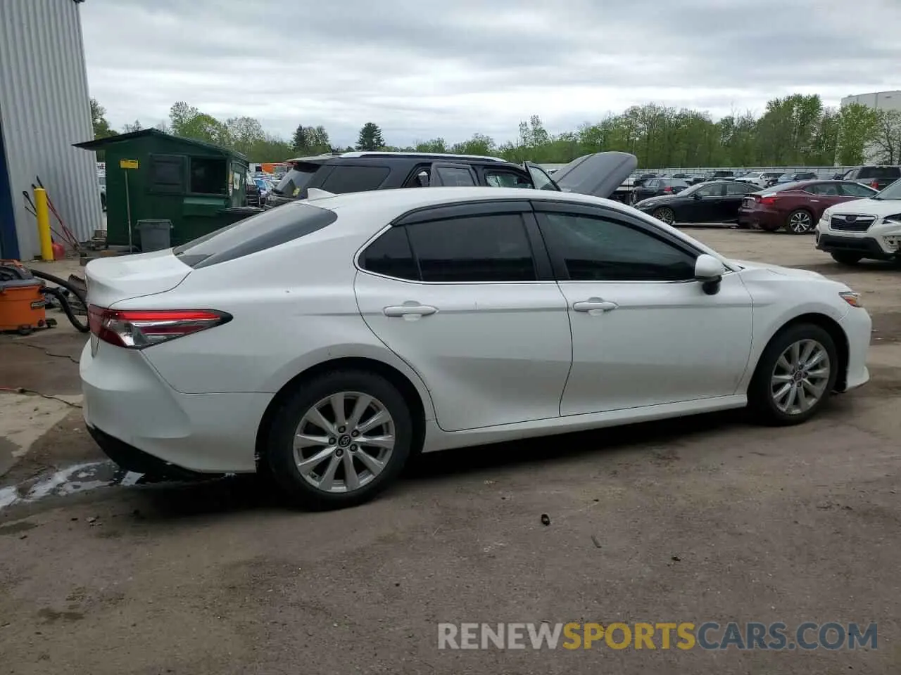 3 Photograph of a damaged car 4T1B11HK7KU698017 TOYOTA CAMRY 2019