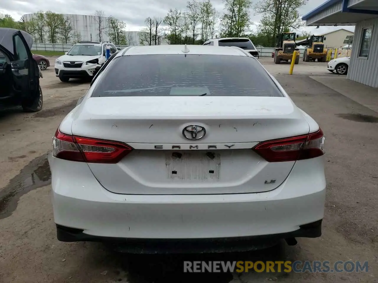 6 Photograph of a damaged car 4T1B11HK7KU698017 TOYOTA CAMRY 2019