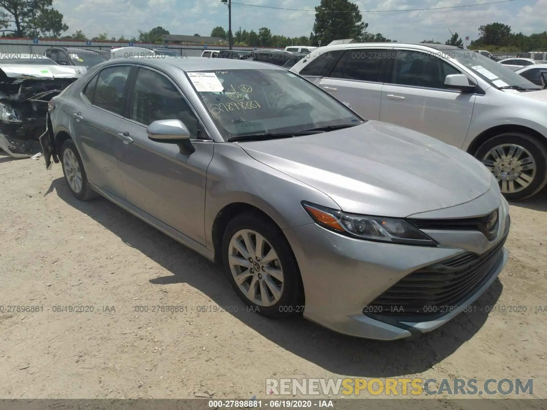 1 Photograph of a damaged car 4T1B11HK7KU702910 TOYOTA CAMRY 2019