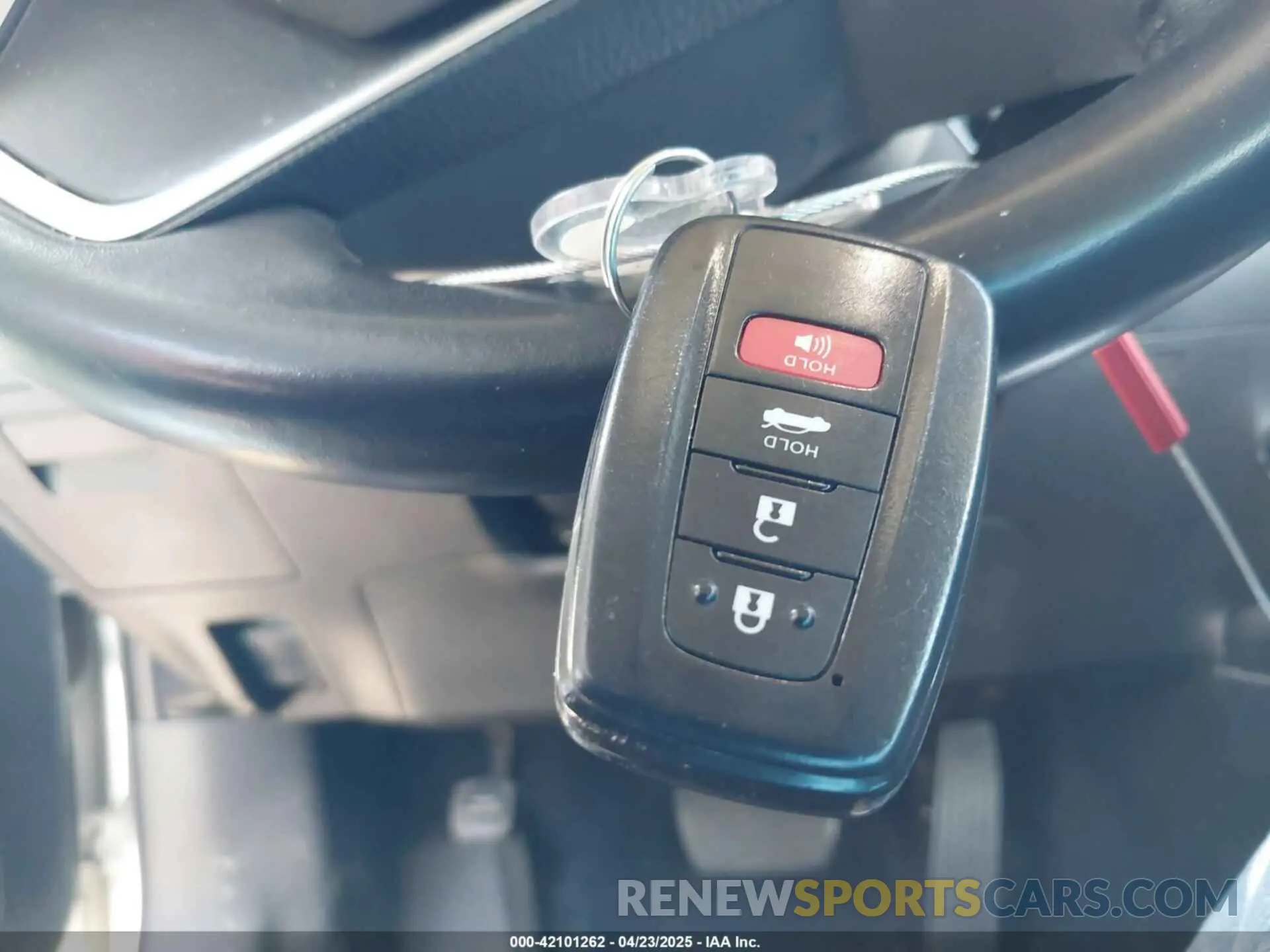 11 Photograph of a damaged car 4T1B11HK7KU702969 TOYOTA CAMRY 2019