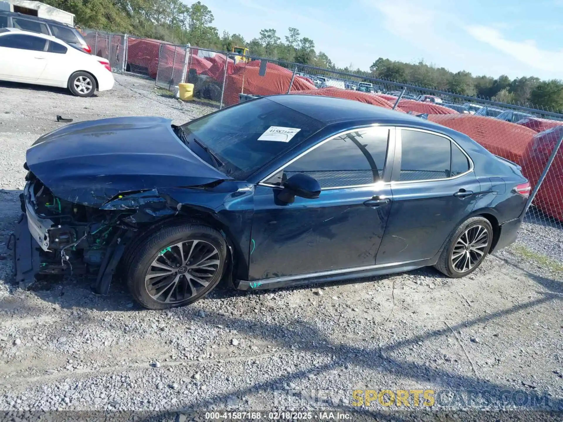 14 Photograph of a damaged car 4T1B11HK7KU705239 TOYOTA CAMRY 2019