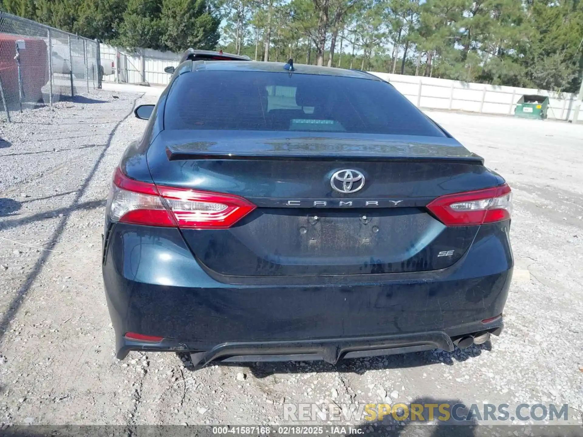 16 Photograph of a damaged car 4T1B11HK7KU705239 TOYOTA CAMRY 2019