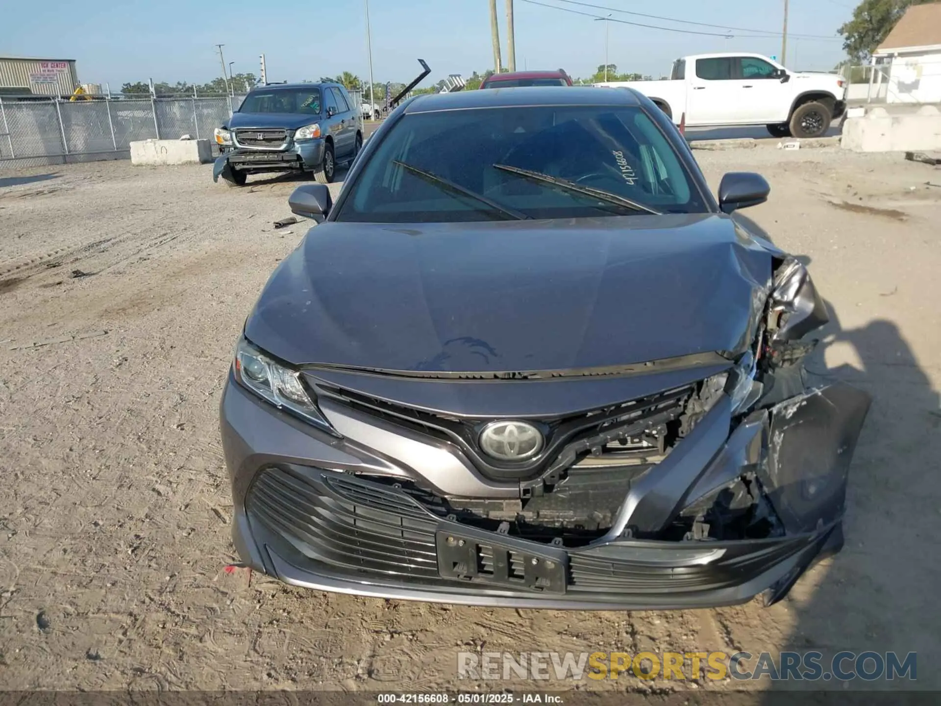 12 Photograph of a damaged car 4T1B11HK7KU706259 TOYOTA CAMRY 2019