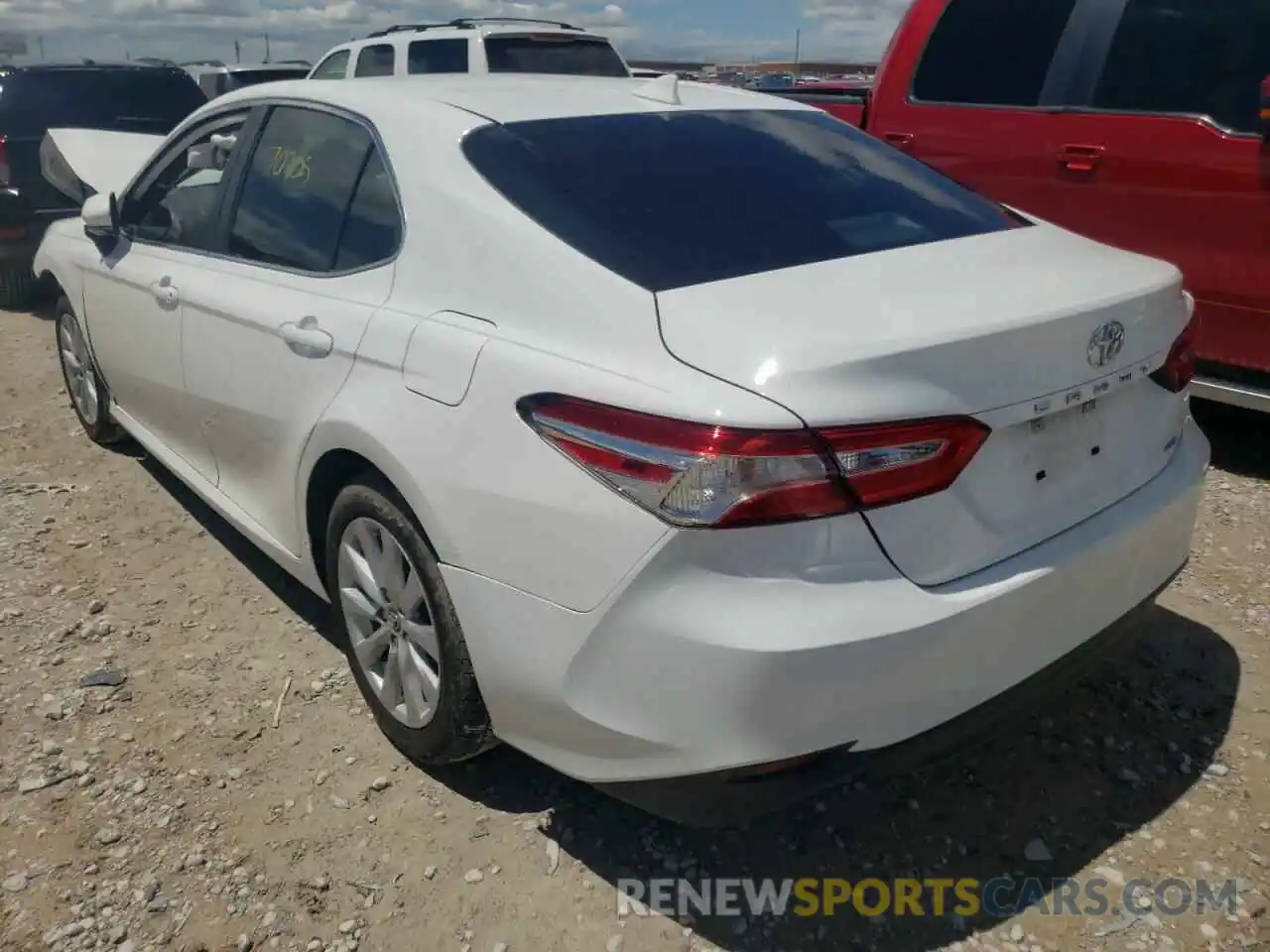 3 Photograph of a damaged car 4T1B11HK7KU706424 TOYOTA CAMRY 2019