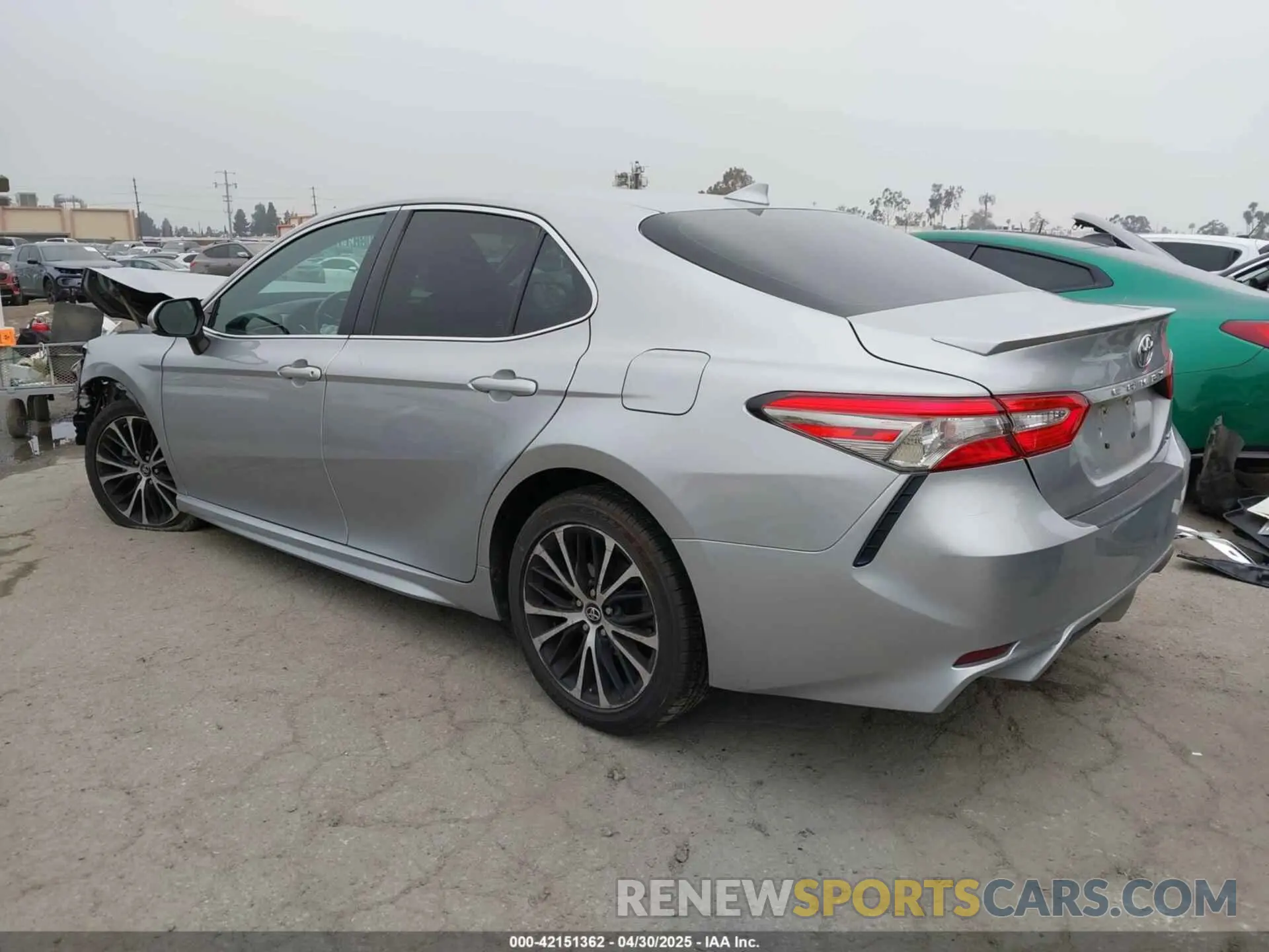 3 Photograph of a damaged car 4T1B11HK7KU713082 TOYOTA CAMRY 2019