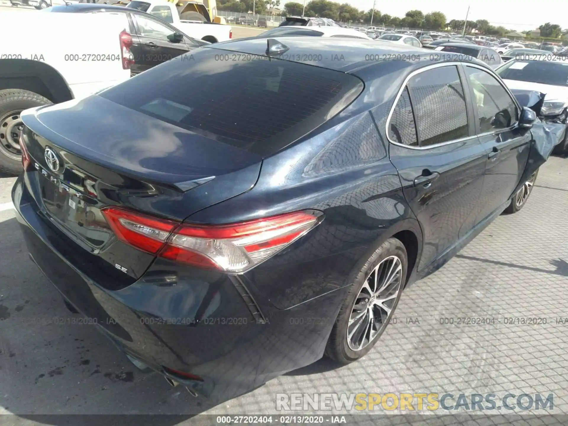 4 Photograph of a damaged car 4T1B11HK7KU716757 TOYOTA CAMRY 2019