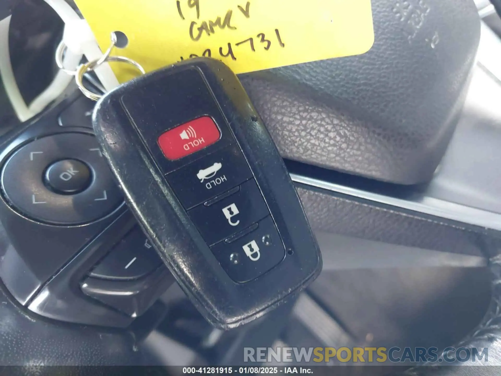 11 Photograph of a damaged car 4T1B11HK7KU718007 TOYOTA CAMRY 2019