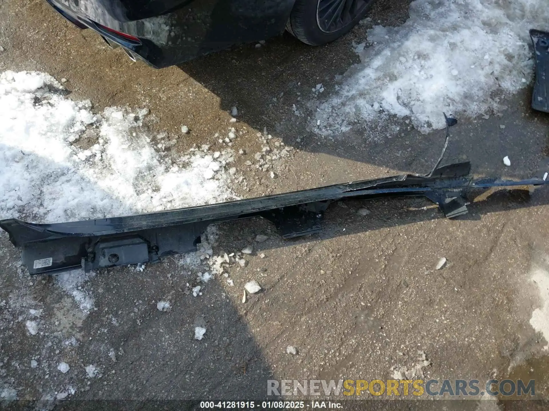 12 Photograph of a damaged car 4T1B11HK7KU718007 TOYOTA CAMRY 2019