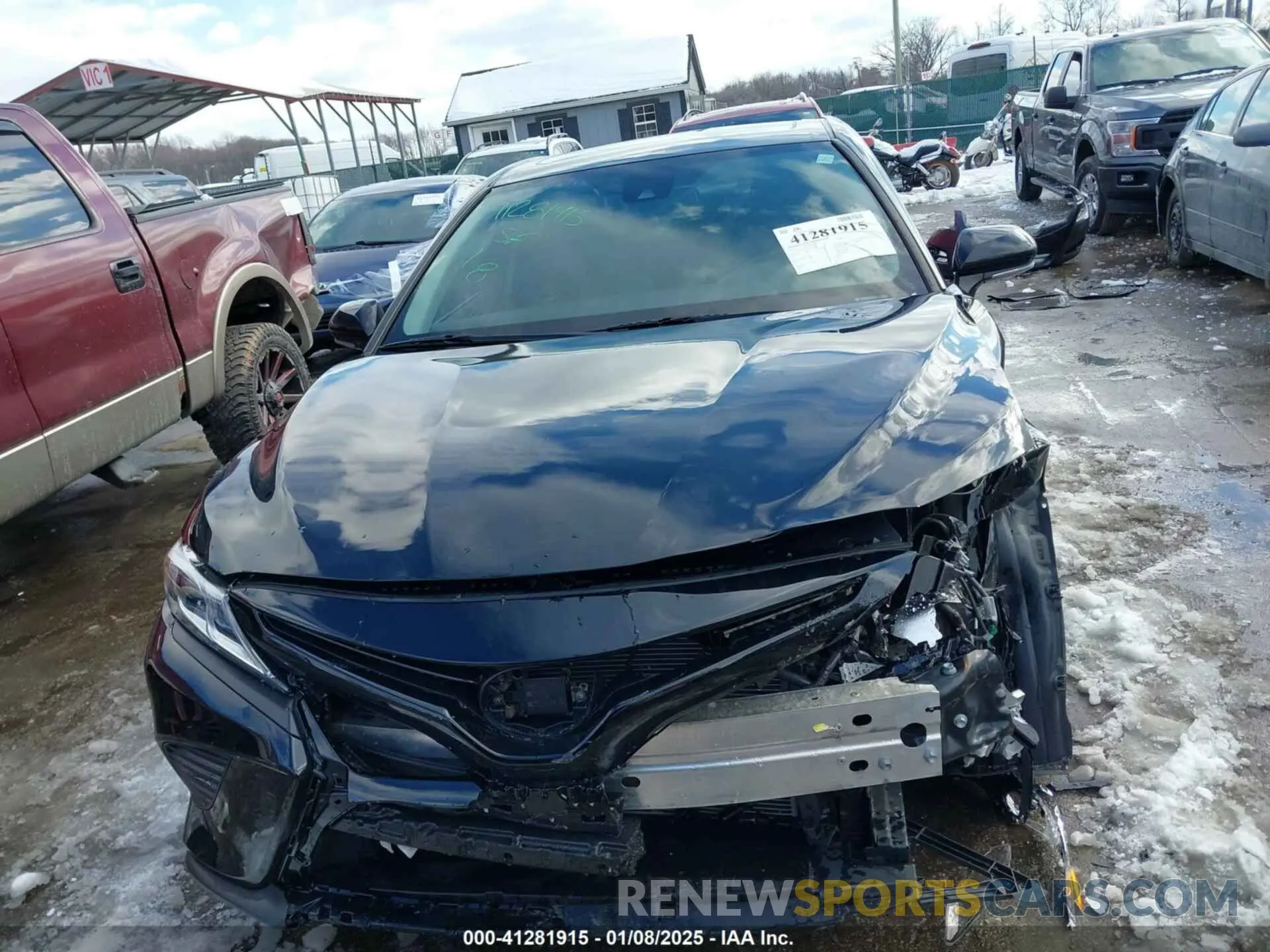 13 Photograph of a damaged car 4T1B11HK7KU718007 TOYOTA CAMRY 2019