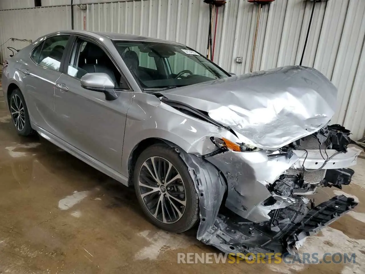 4 Photograph of a damaged car 4T1B11HK7KU720758 TOYOTA CAMRY 2019