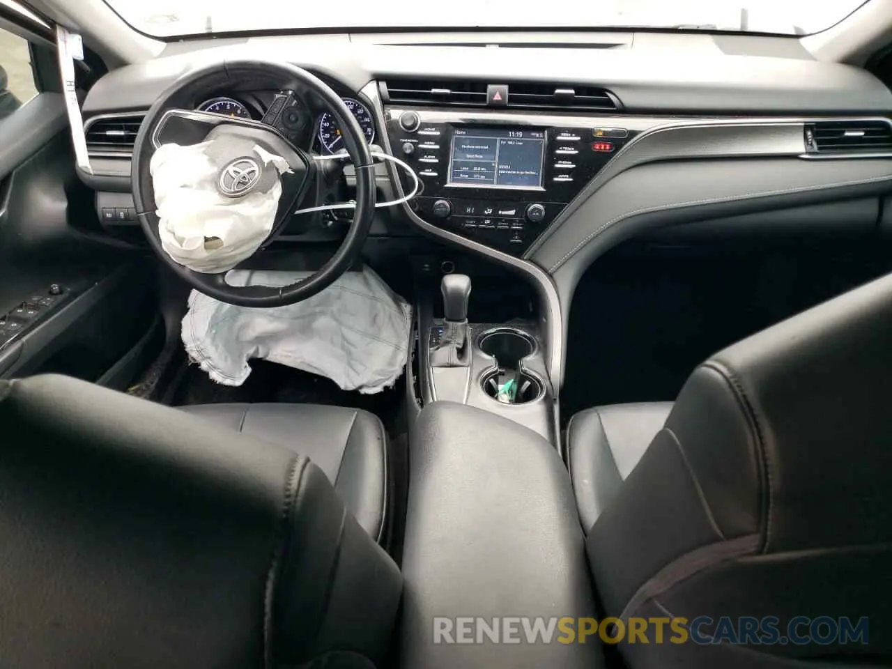 8 Photograph of a damaged car 4T1B11HK7KU722106 TOYOTA CAMRY 2019