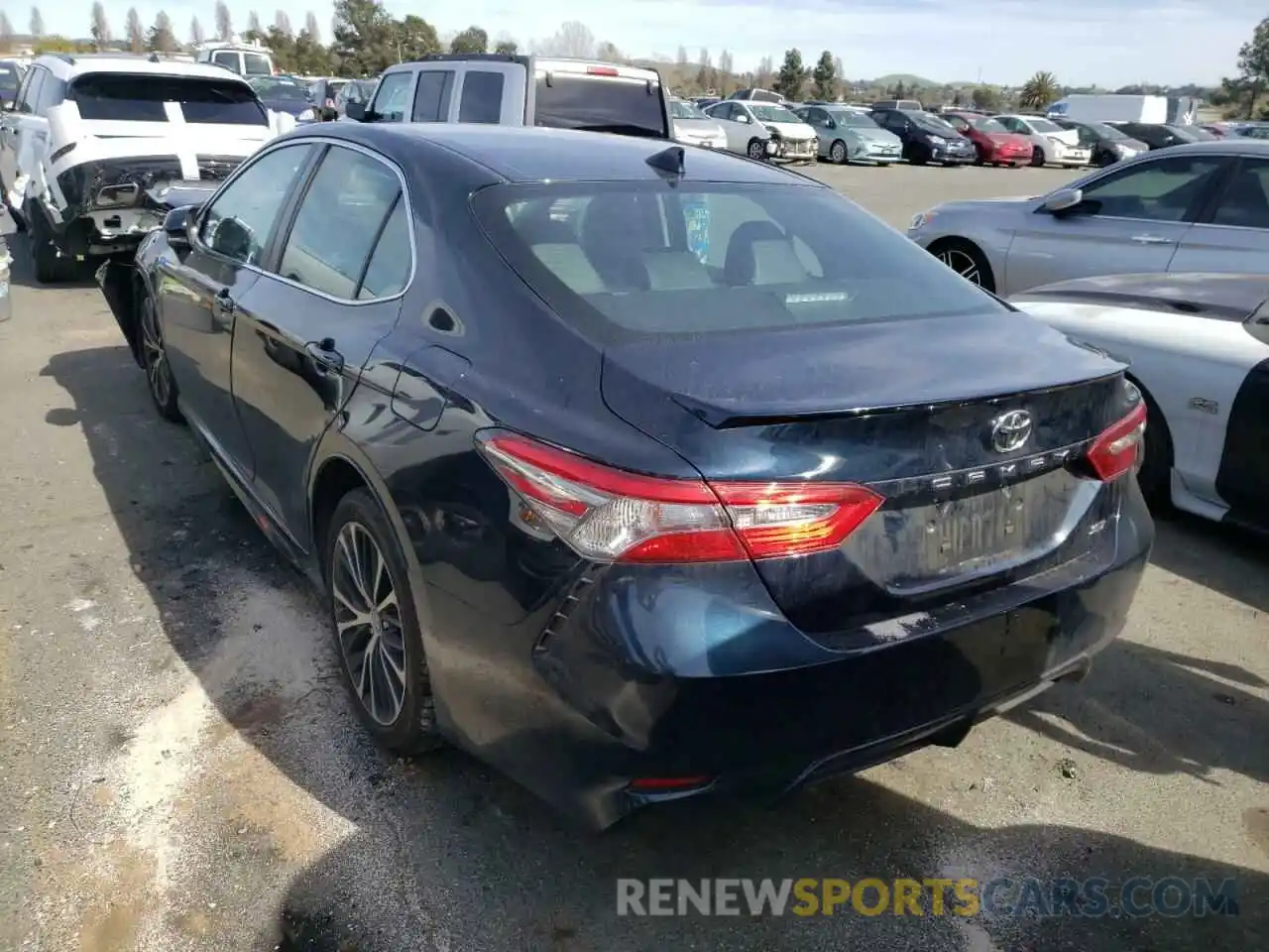 3 Photograph of a damaged car 4T1B11HK7KU722901 TOYOTA CAMRY 2019