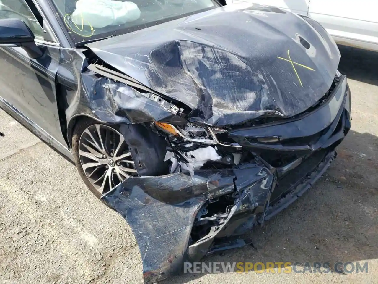 9 Photograph of a damaged car 4T1B11HK7KU722901 TOYOTA CAMRY 2019