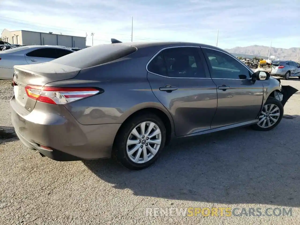 3 Photograph of a damaged car 4T1B11HK7KU725992 TOYOTA CAMRY 2019