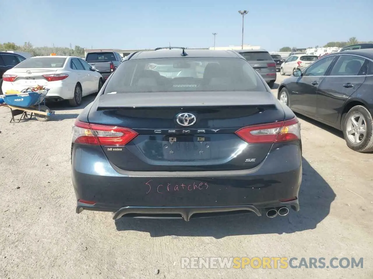 6 Photograph of a damaged car 4T1B11HK7KU728648 TOYOTA CAMRY 2019