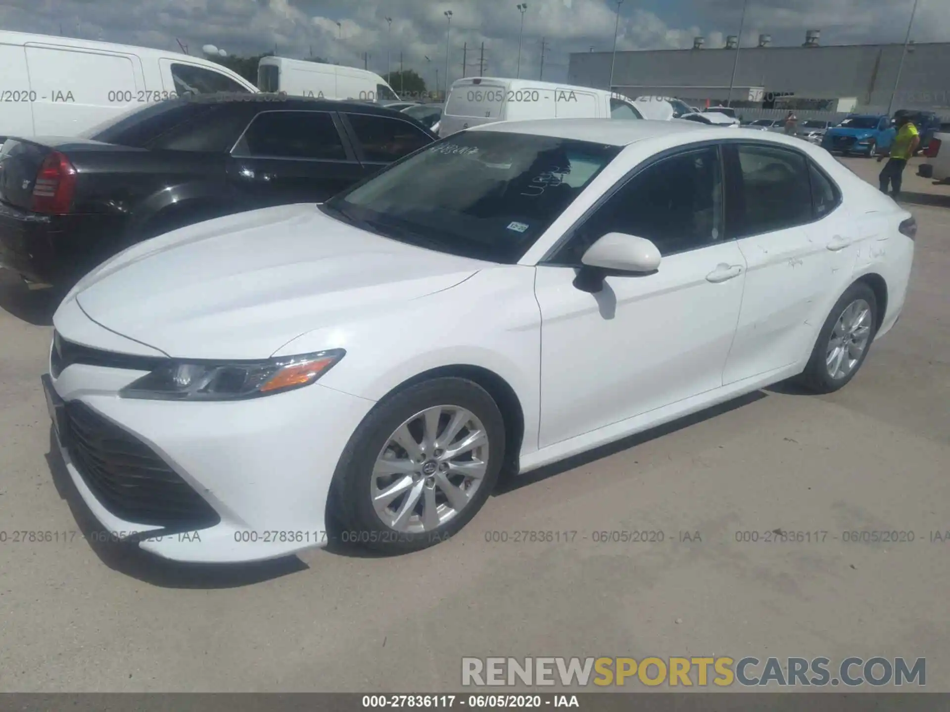 2 Photograph of a damaged car 4T1B11HK7KU729539 TOYOTA CAMRY 2019