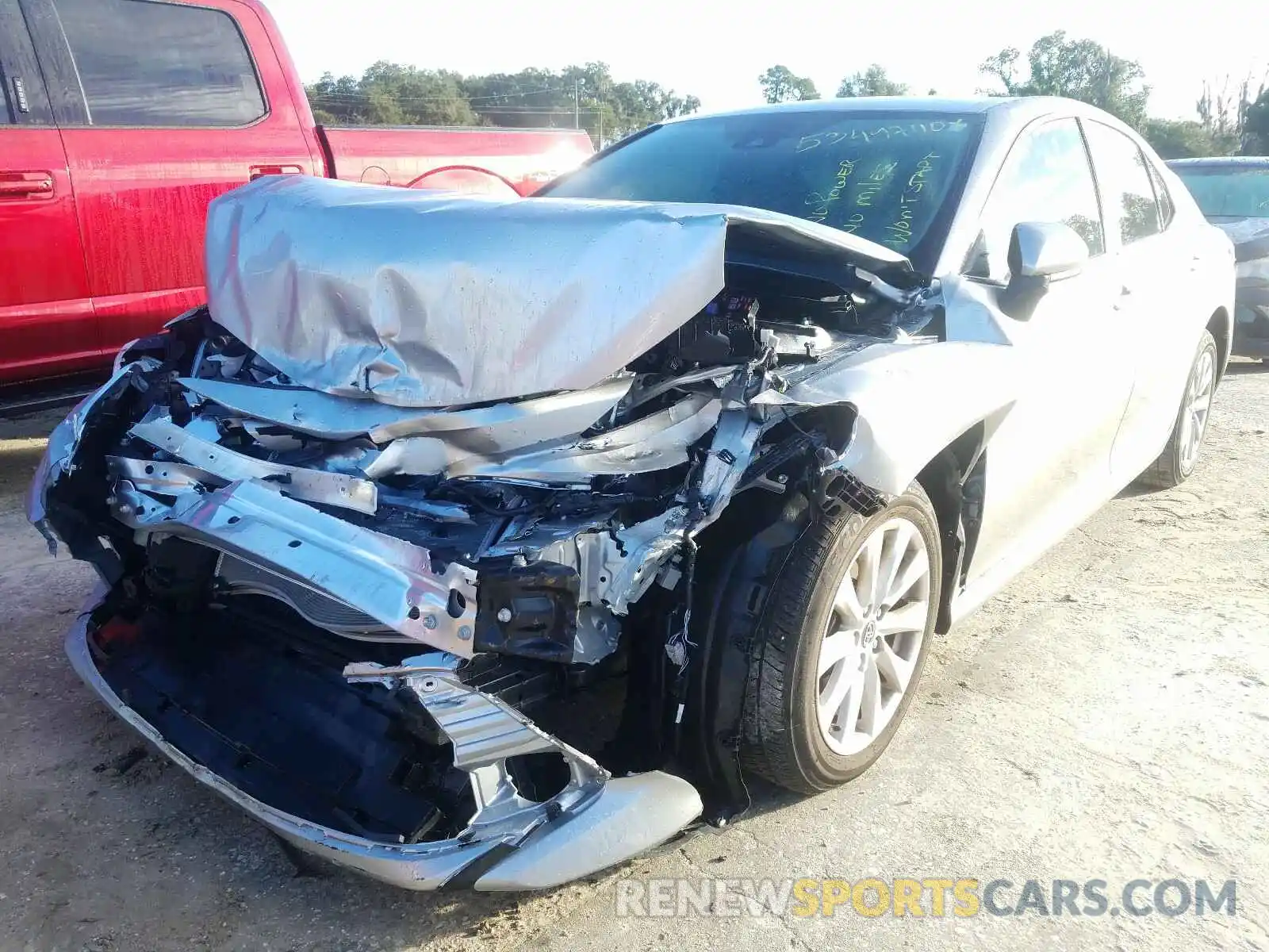 2 Photograph of a damaged car 4T1B11HK7KU729752 TOYOTA CAMRY 2019